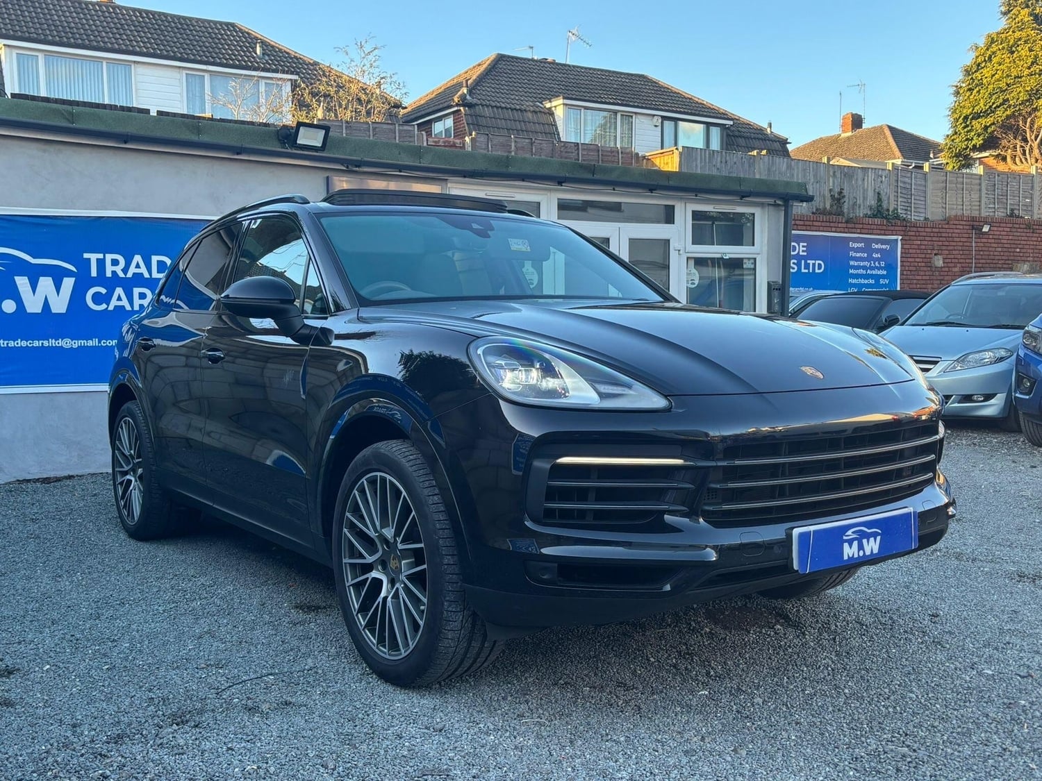 [ berth ]Porsche Cayenne