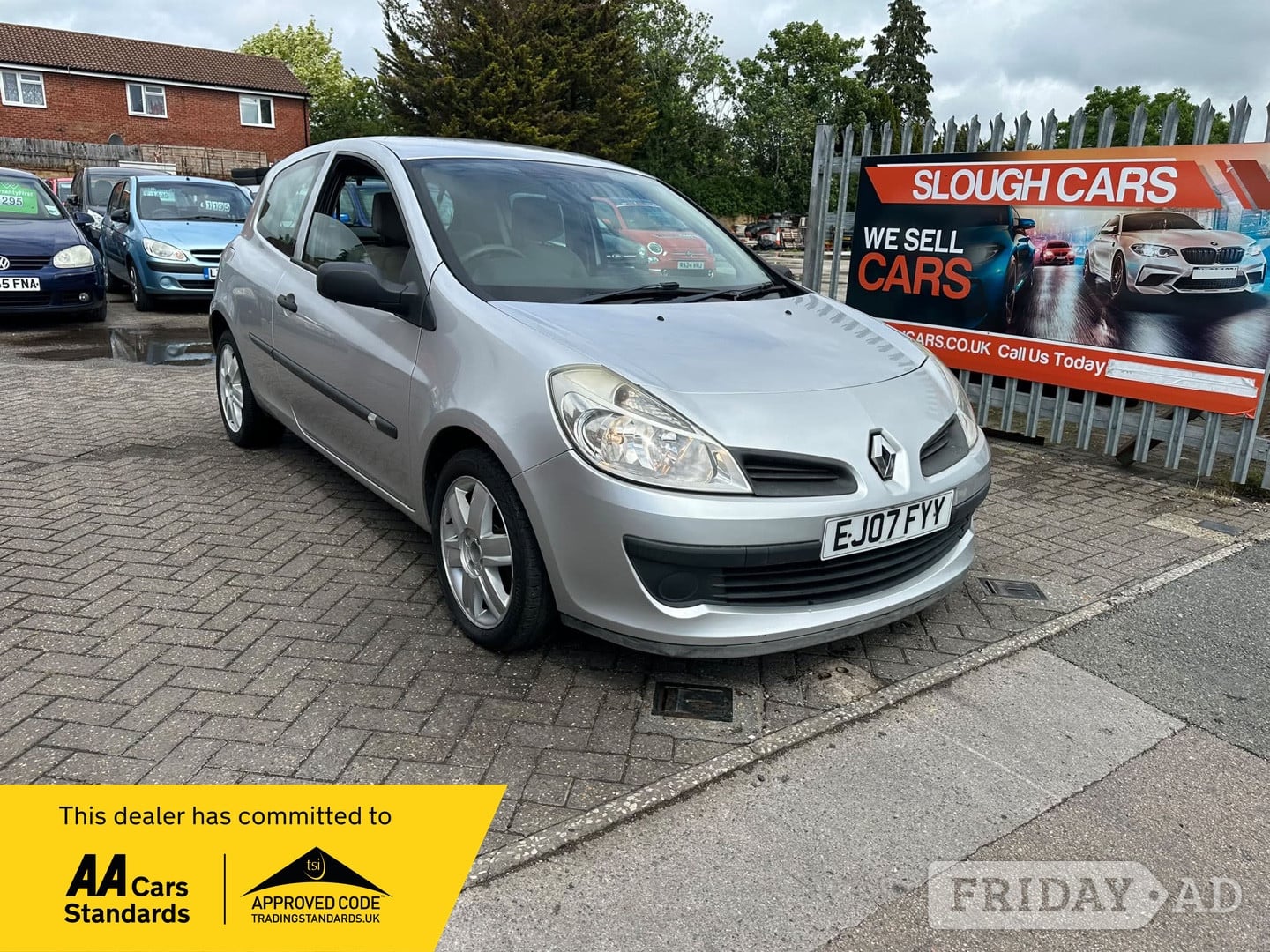 Renault Clio 2007 in Slough