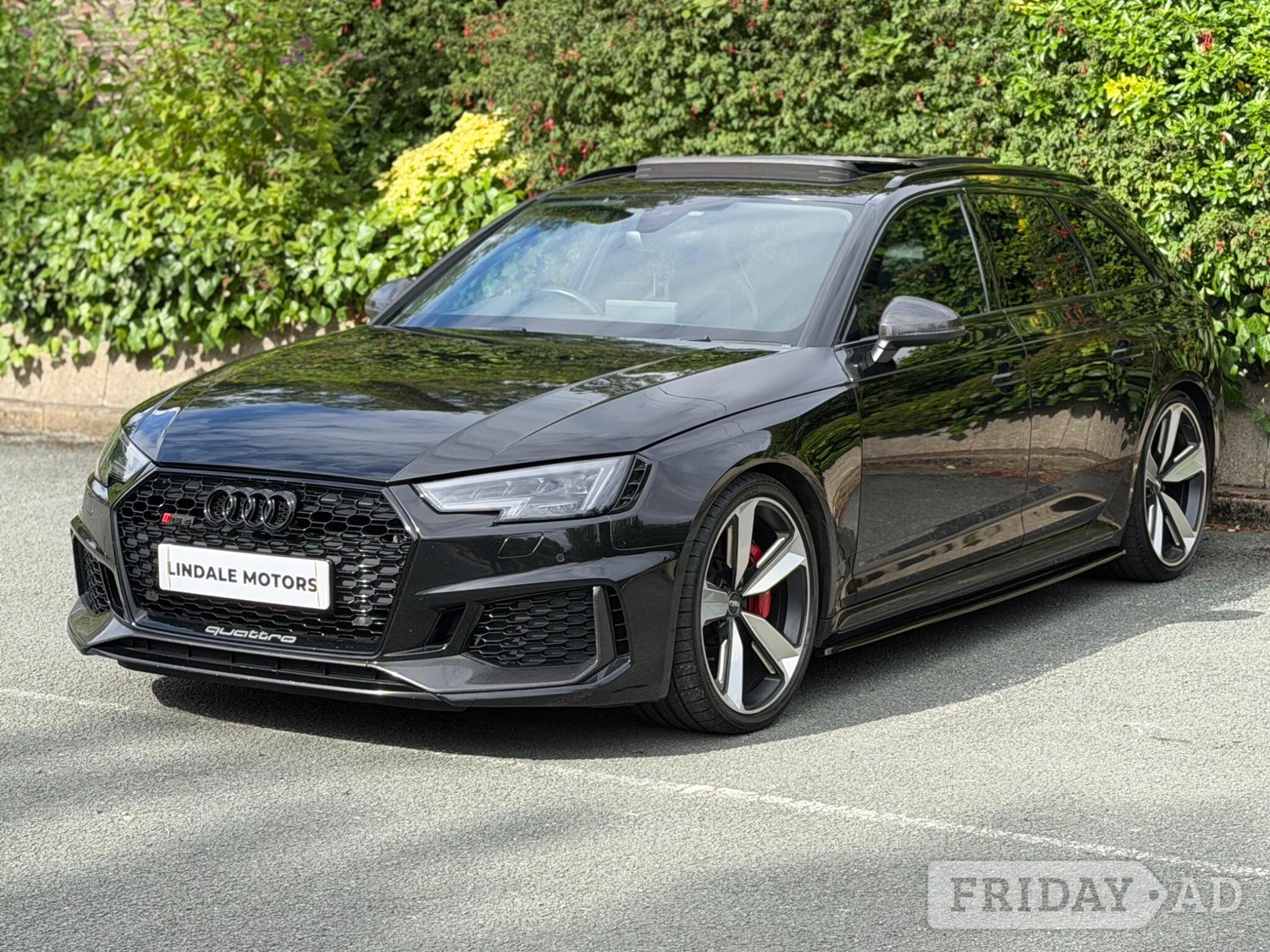 Audi RS4 Avant 2018 - Cars