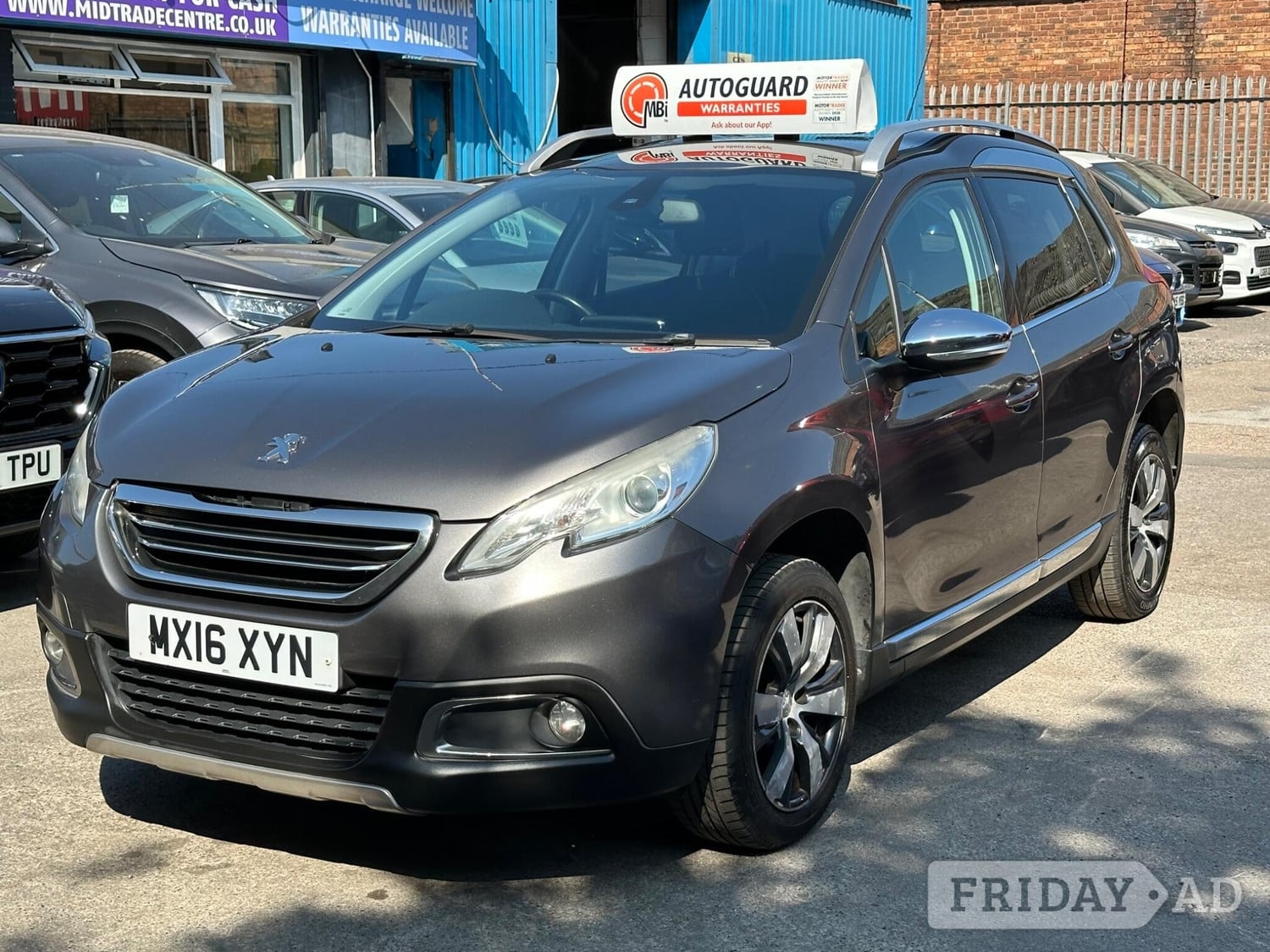 [ berth ]Peugeot 2008