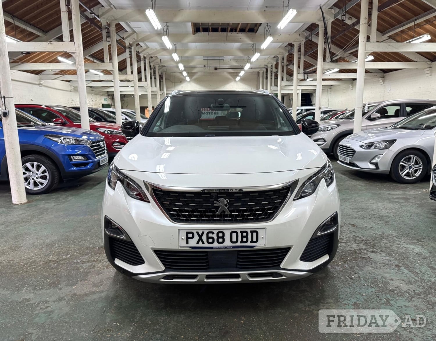 [ berth ]Peugeot 5008