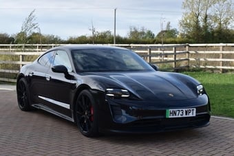 Porsche Taycan 2023