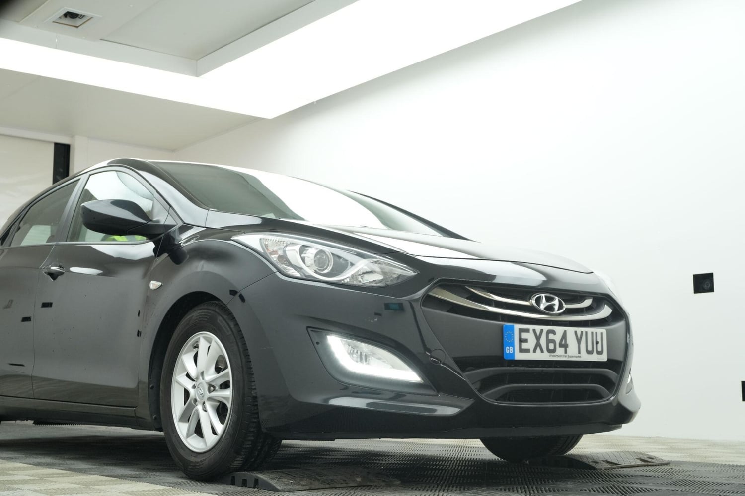 Hyundai i30 2014 - Cars in Uxbridge