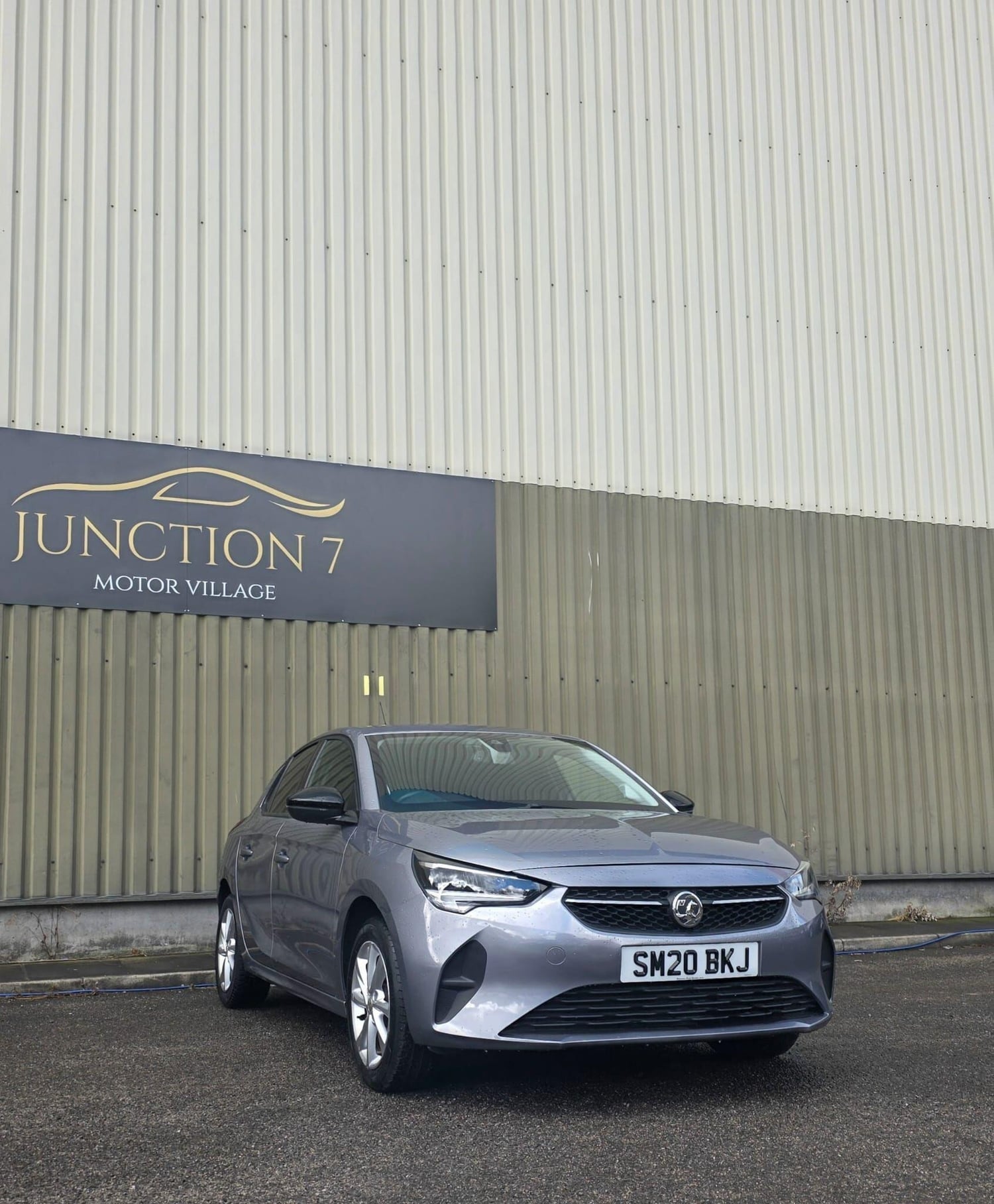 [ berth ]Vauxhall Corsa