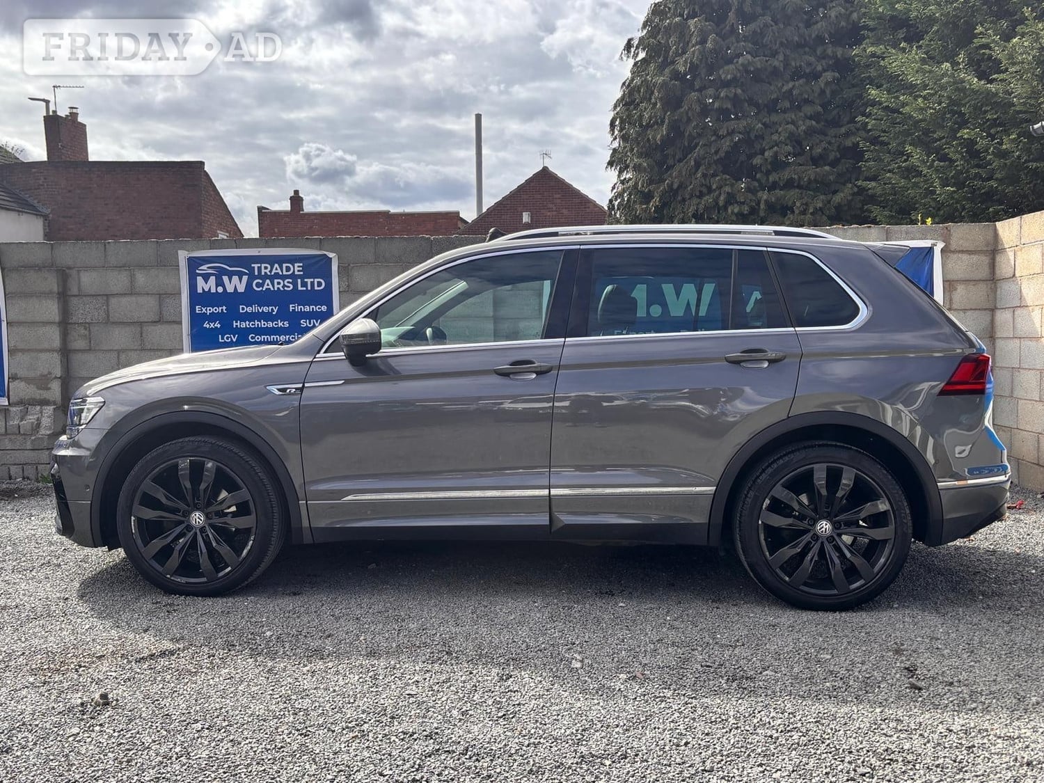 Volkswagen Tiguan 2019 - Cars