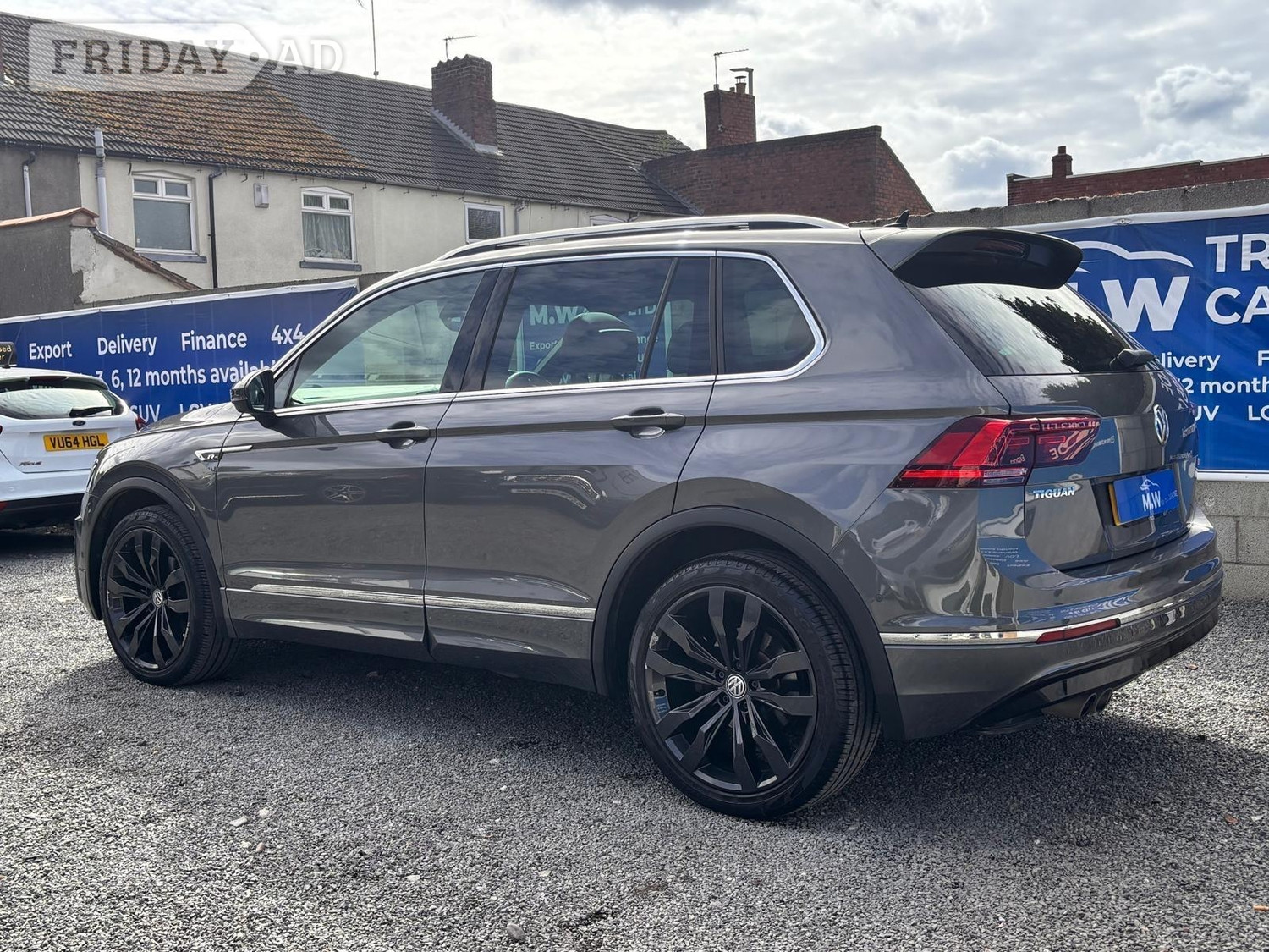 Volkswagen Tiguan 2019 - Cars in Dudley