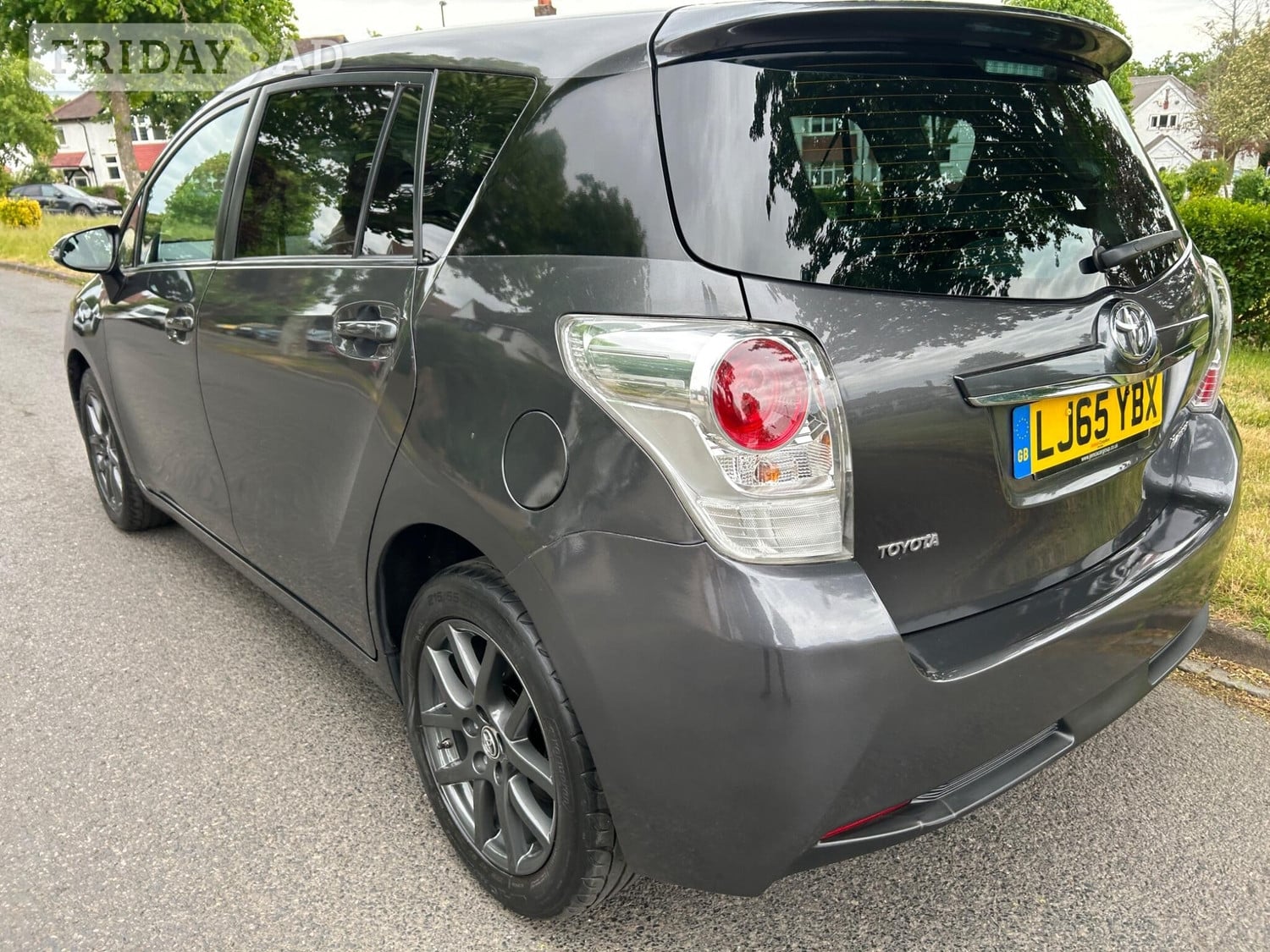 Toyota Verso 2015 - Cars in Lambeth