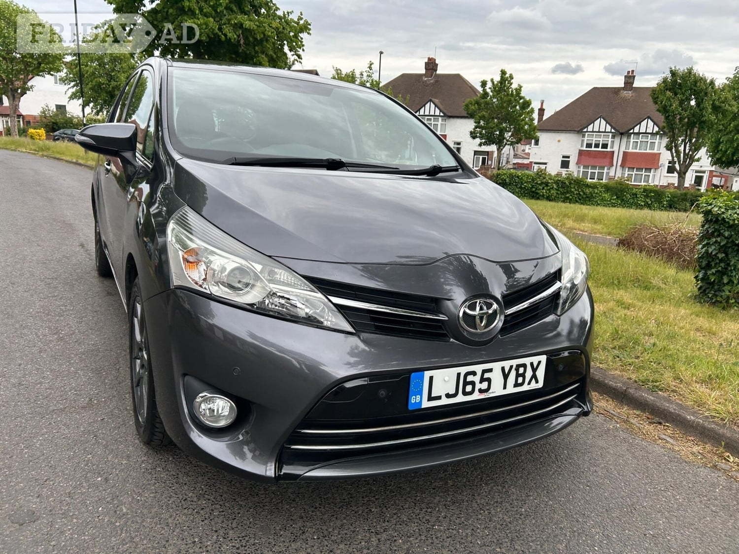 Toyota Verso 2015 - Cars