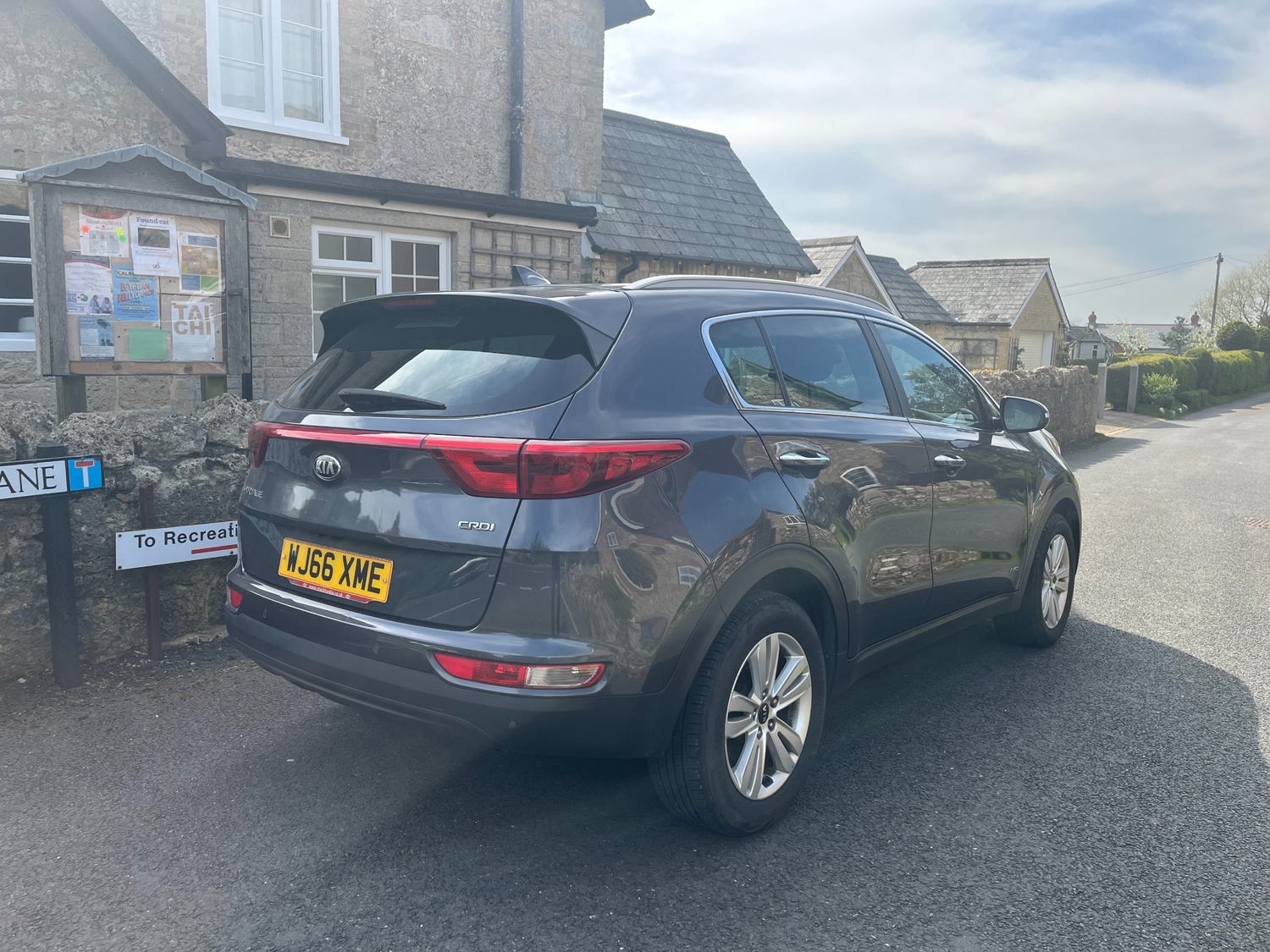 Kia Sportage 2016 - Cars in Newport