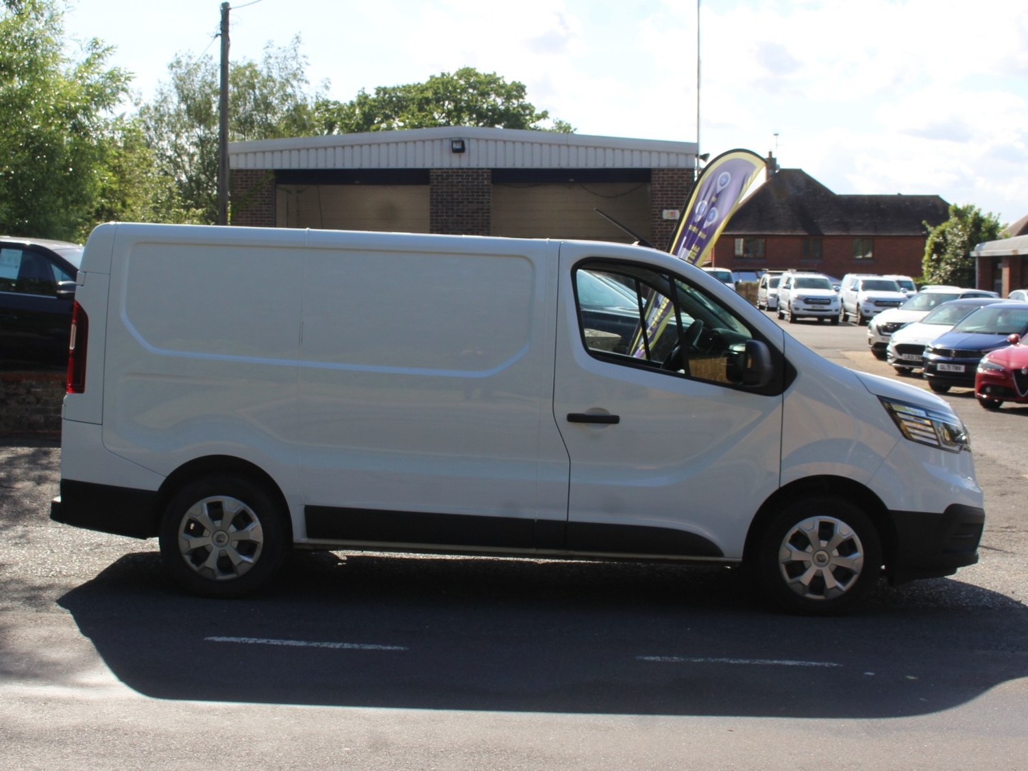 Renault Trafic Hassocks