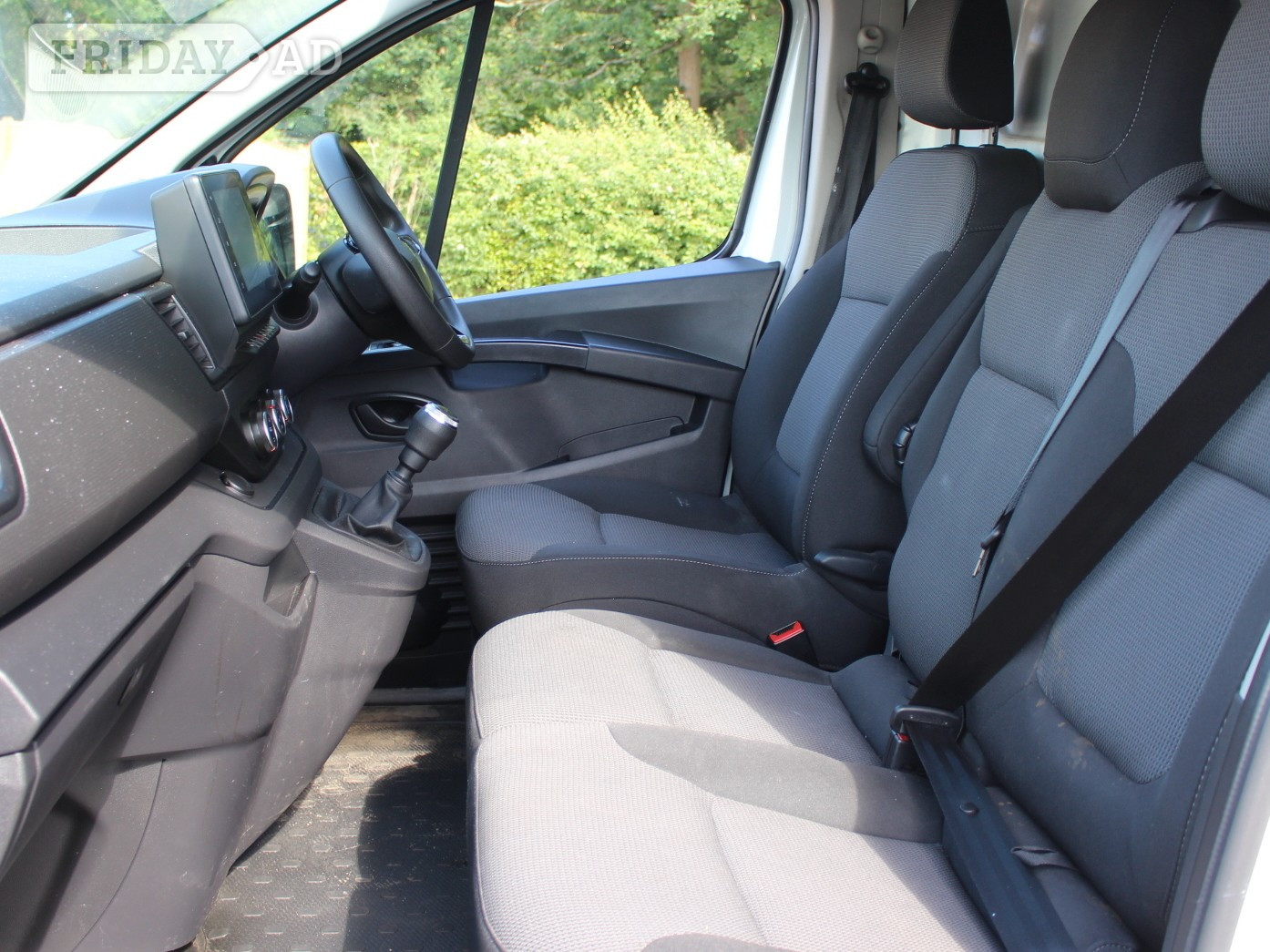 Renault Trafic 2023 - Vans & Commercial Vehicles