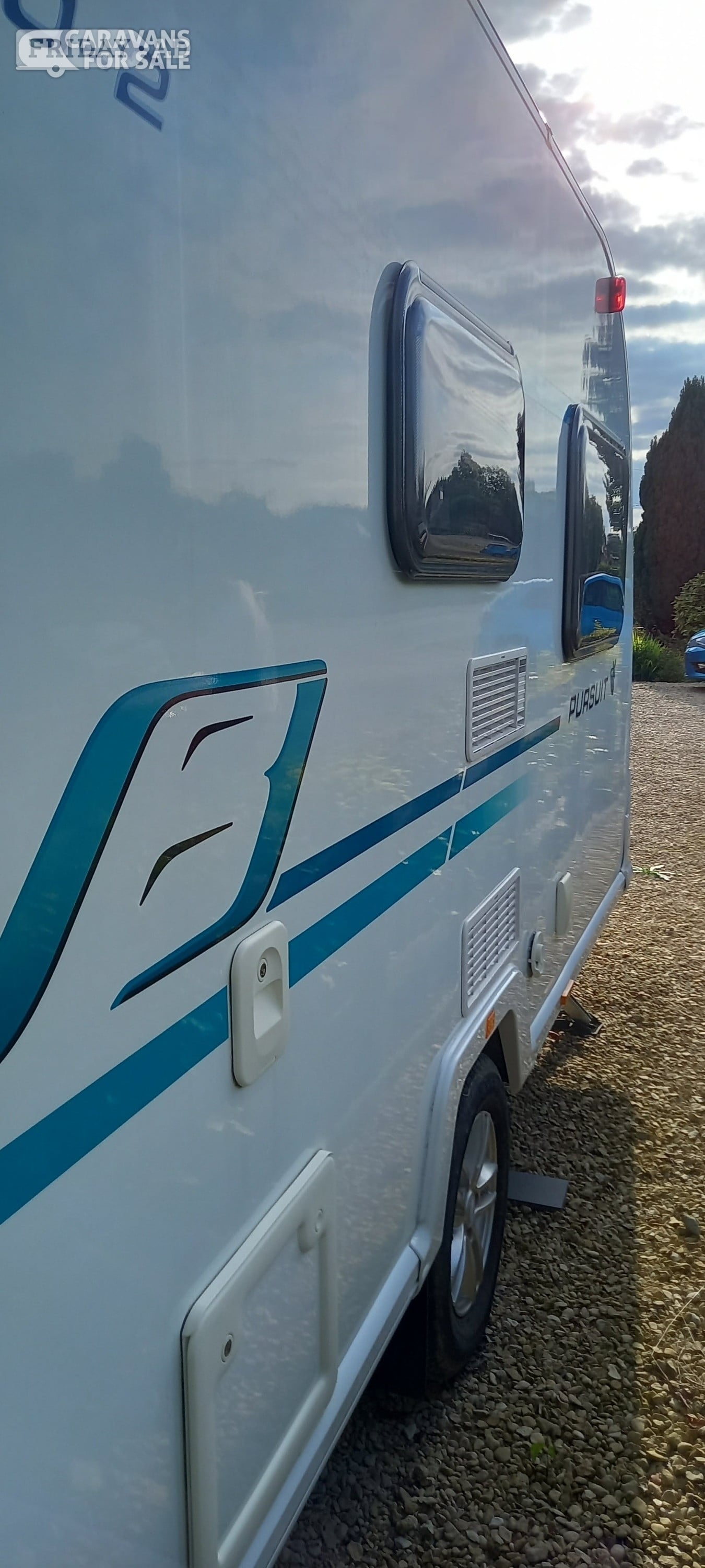 Bailey Pursuit 400-2 2017 - Motorhomes & Caravans in South Littleton