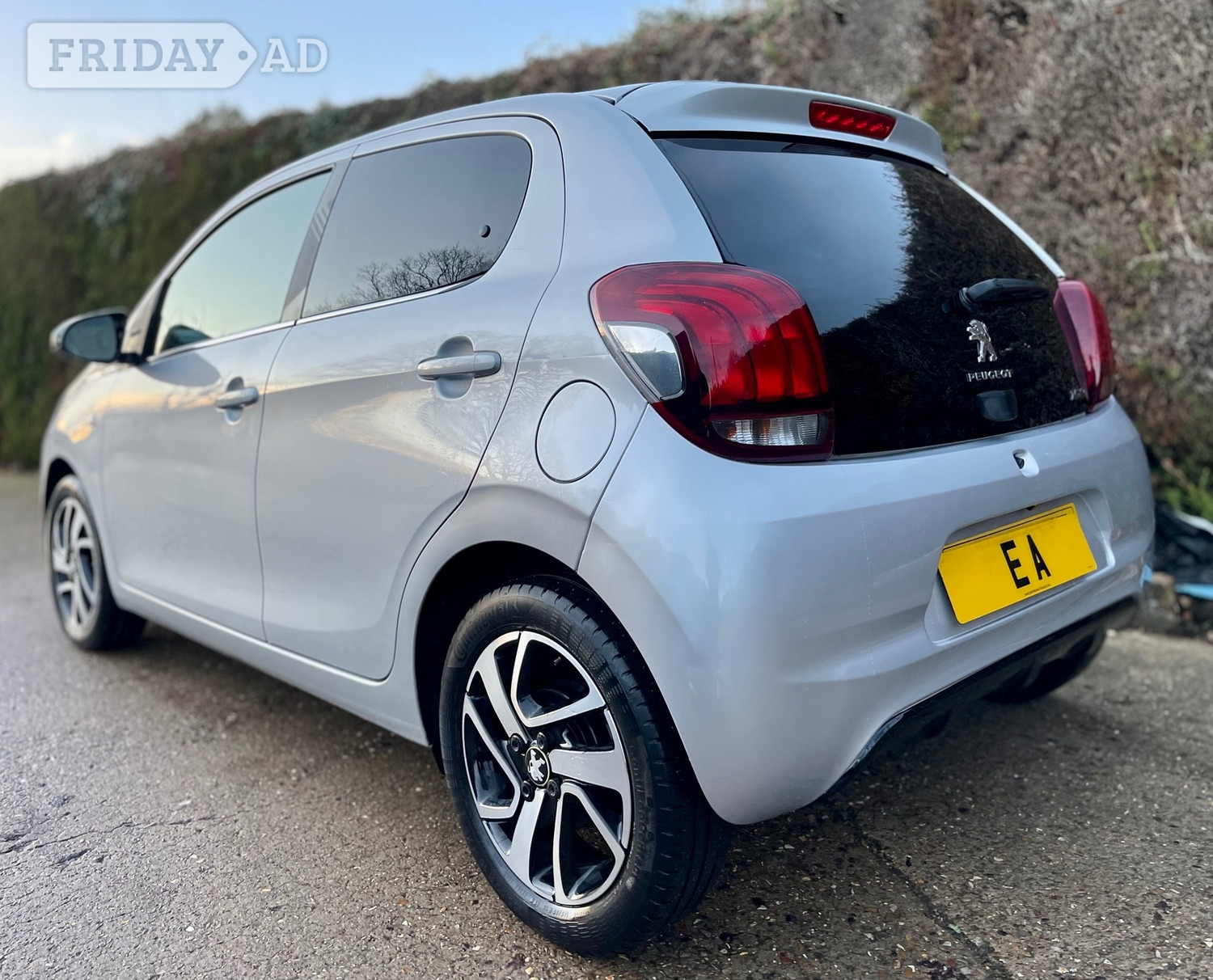 Peugeot 108 2021 - Cars