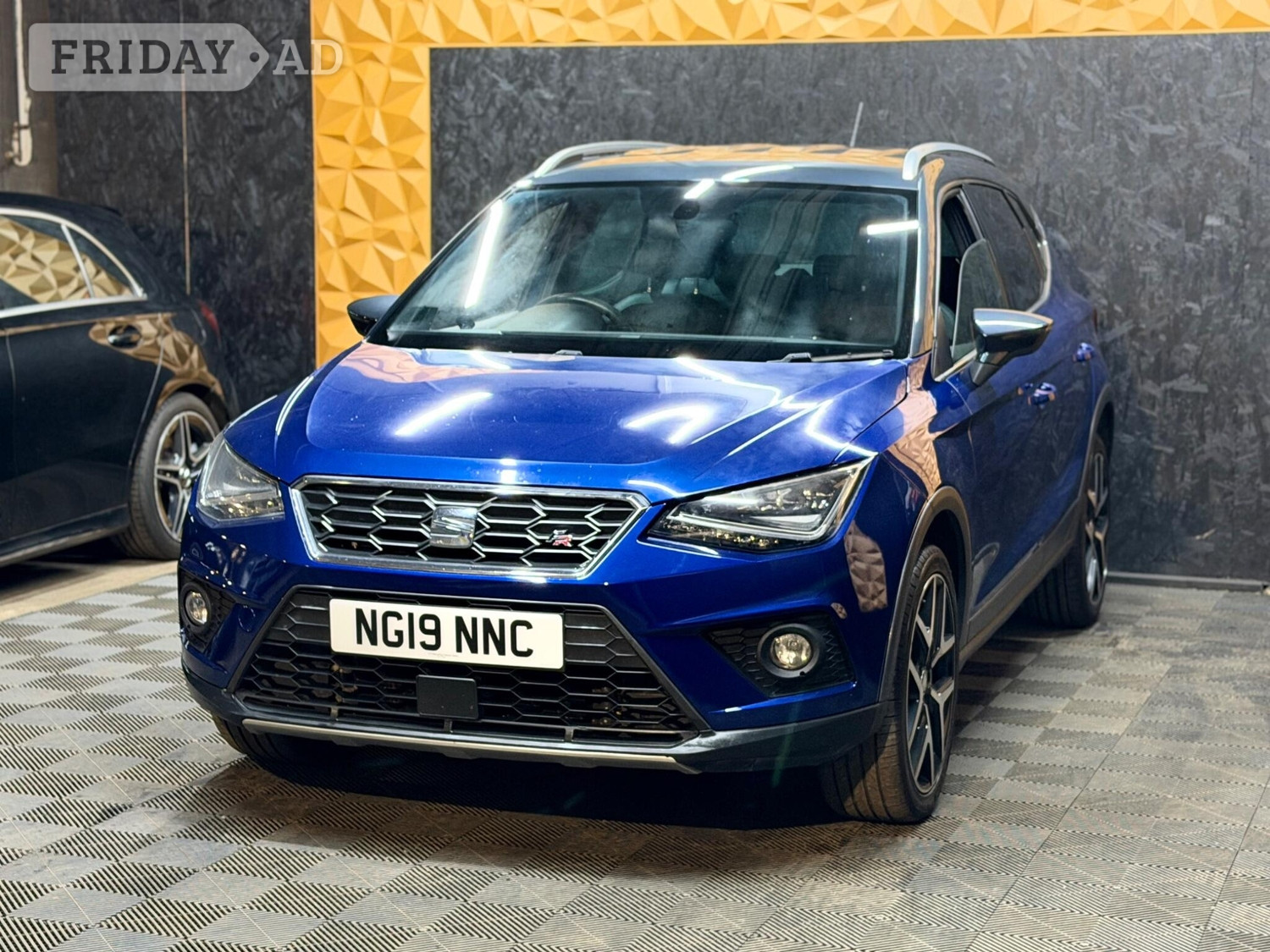[ berth ]SEAT Arona
