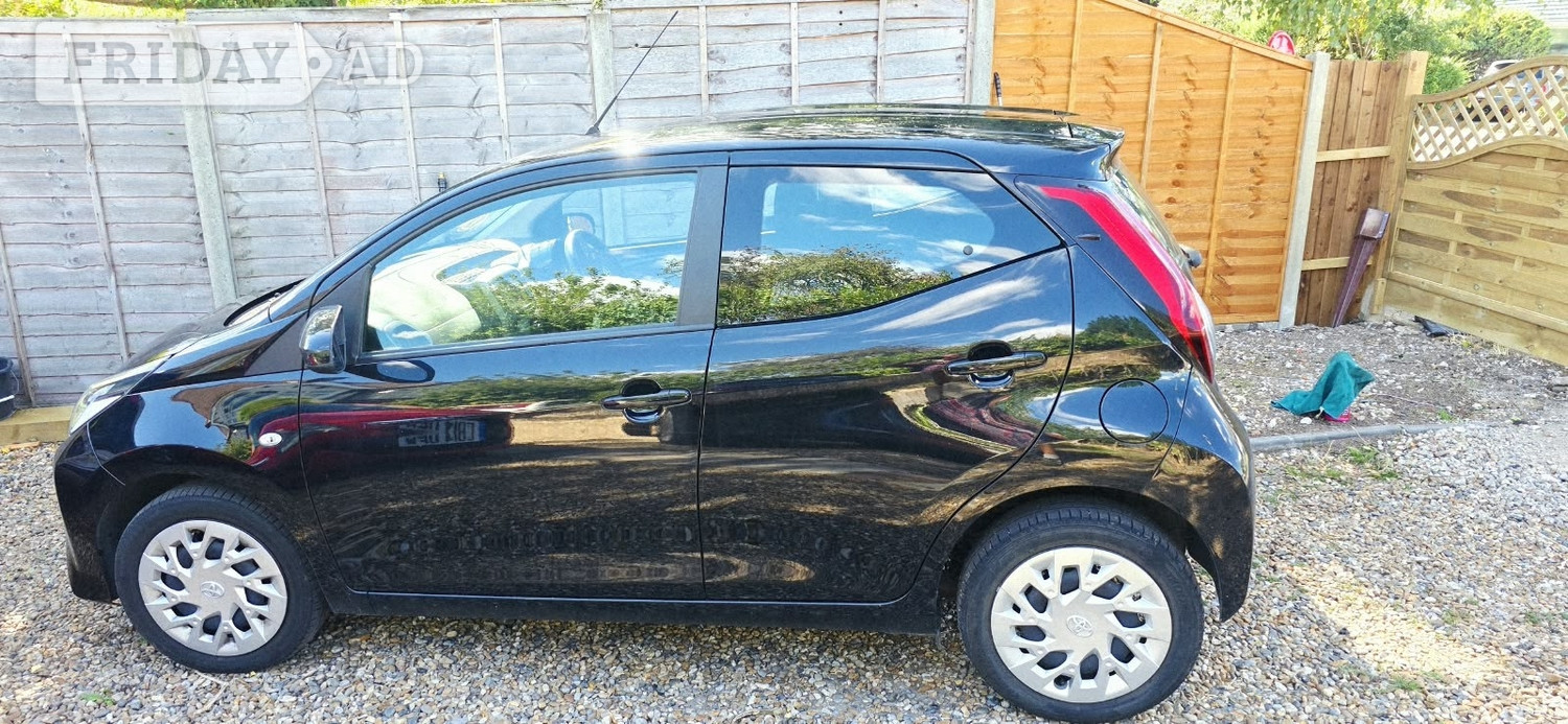 Toyota Aygo 2020 - Cars in Sutton