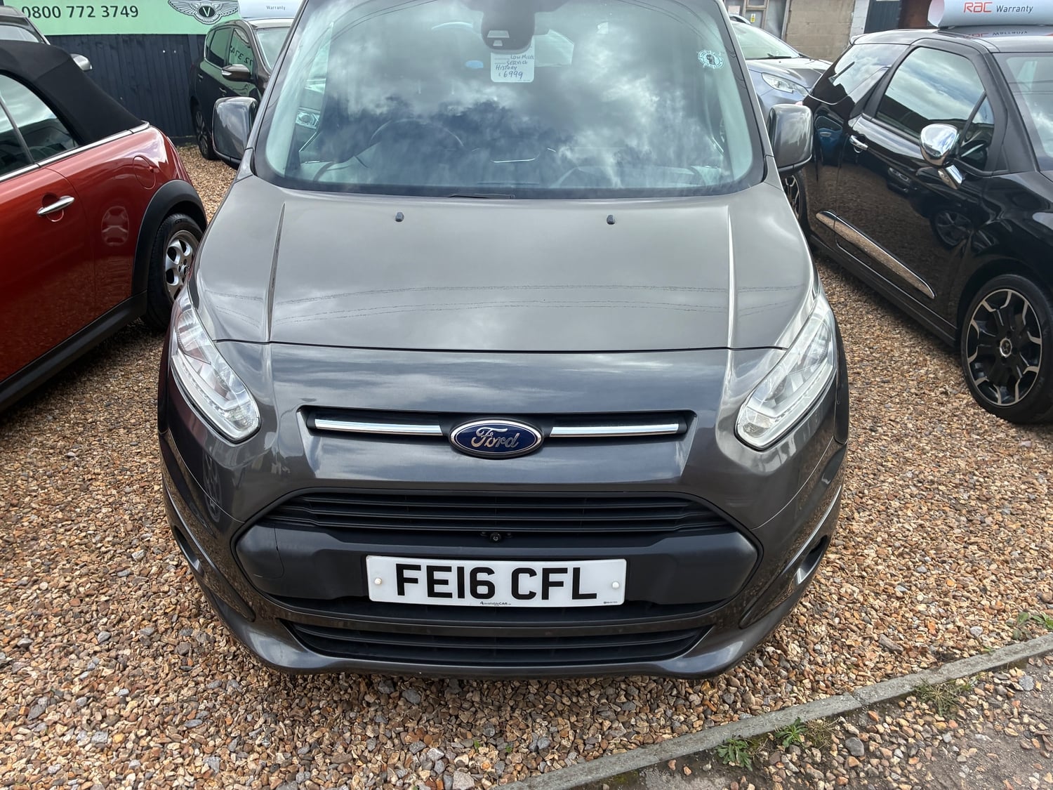 [ berth ]Ford Tourneo Connect