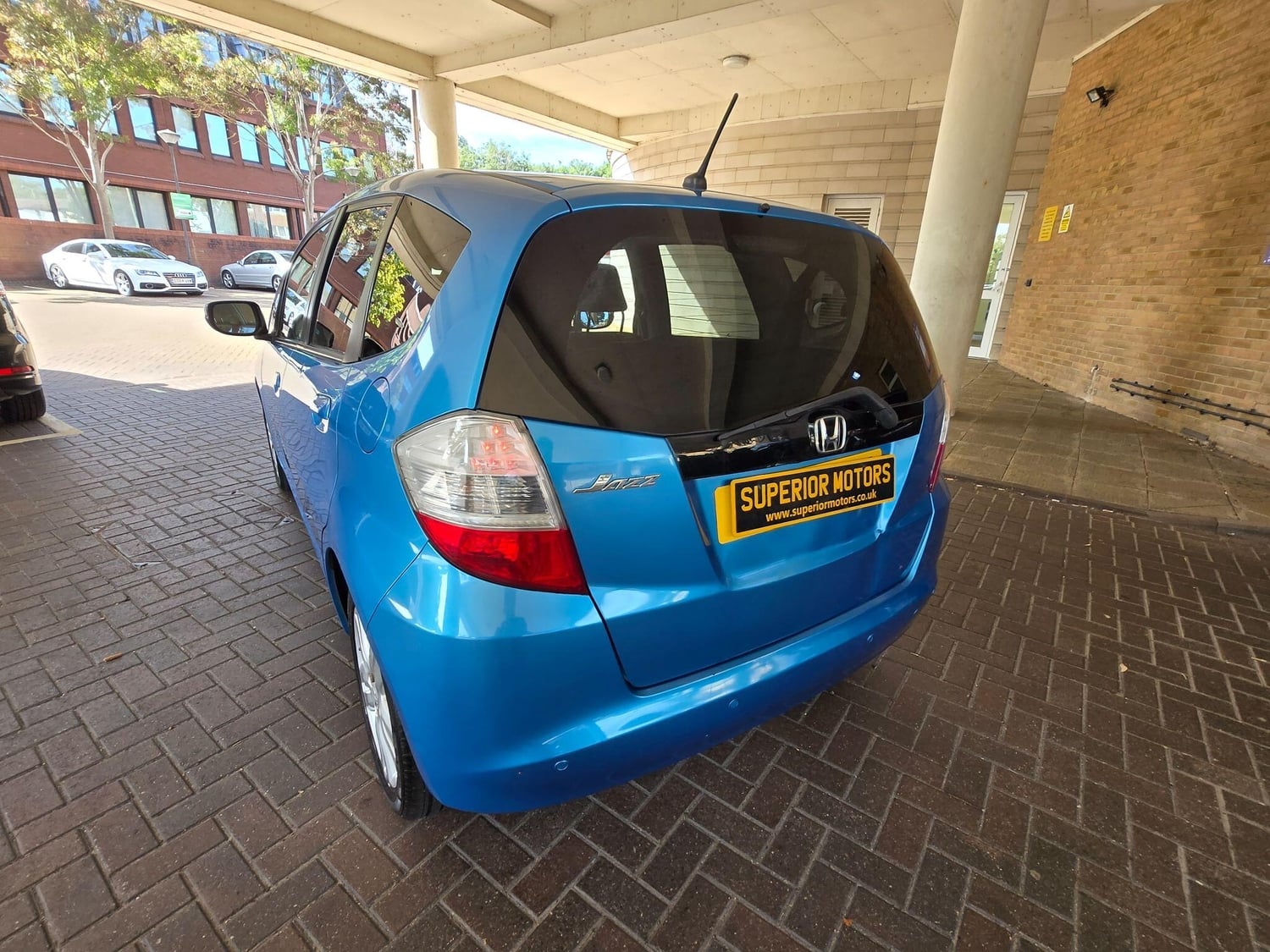 Honda Jazz 2009 - Cars in Staines
