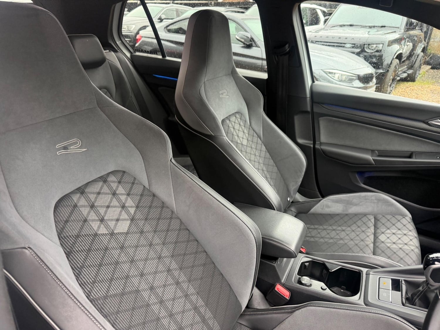 [ berth ]Volkswagen Golf