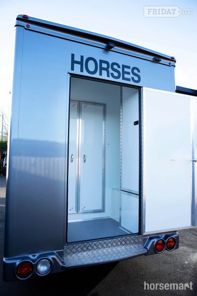 Hunter   Horsebox - Trailers & Horseboxes in Manchester