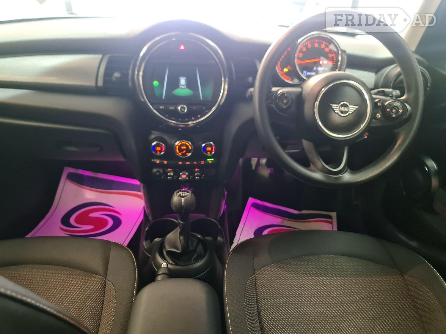 [ berth ]Mini Hatch