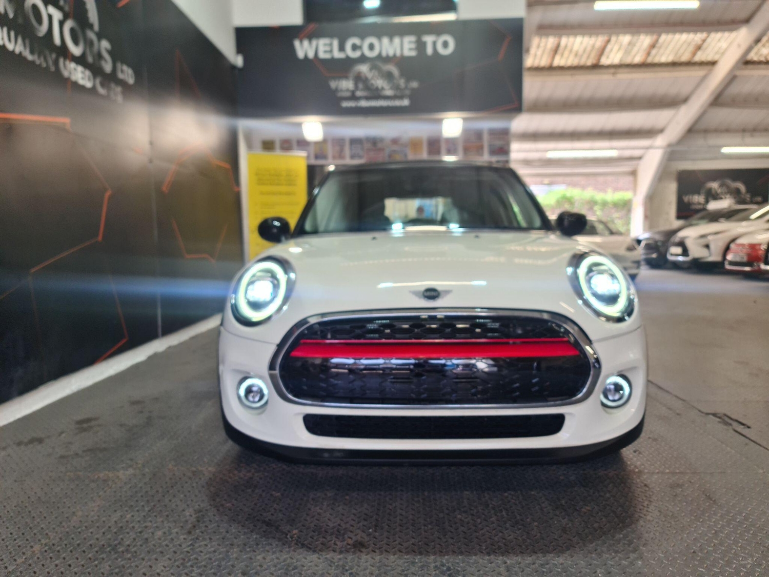 Mini Hatch 2019 - Cars in Harrow