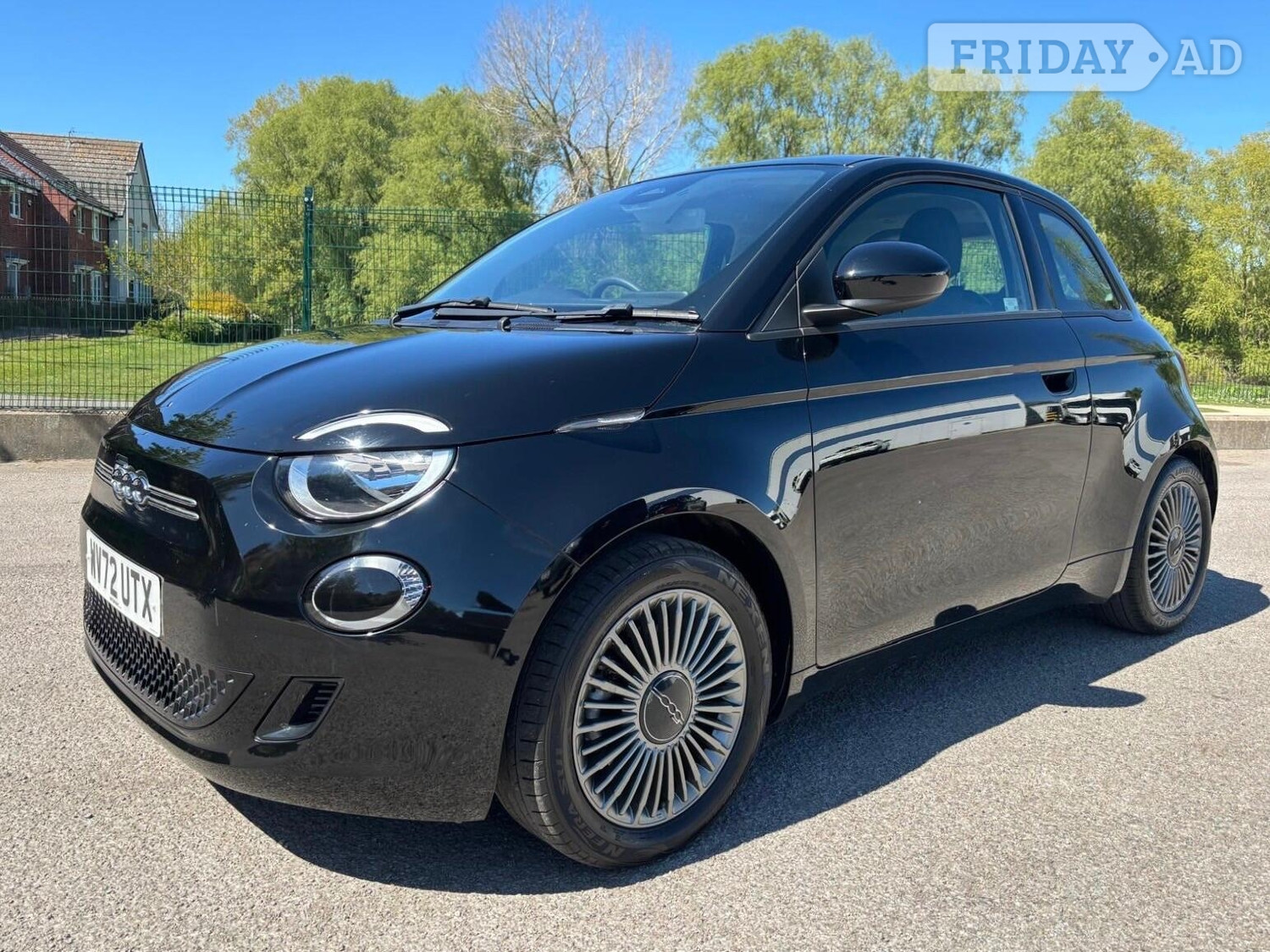 Fiat 500E 2022 in Leicester