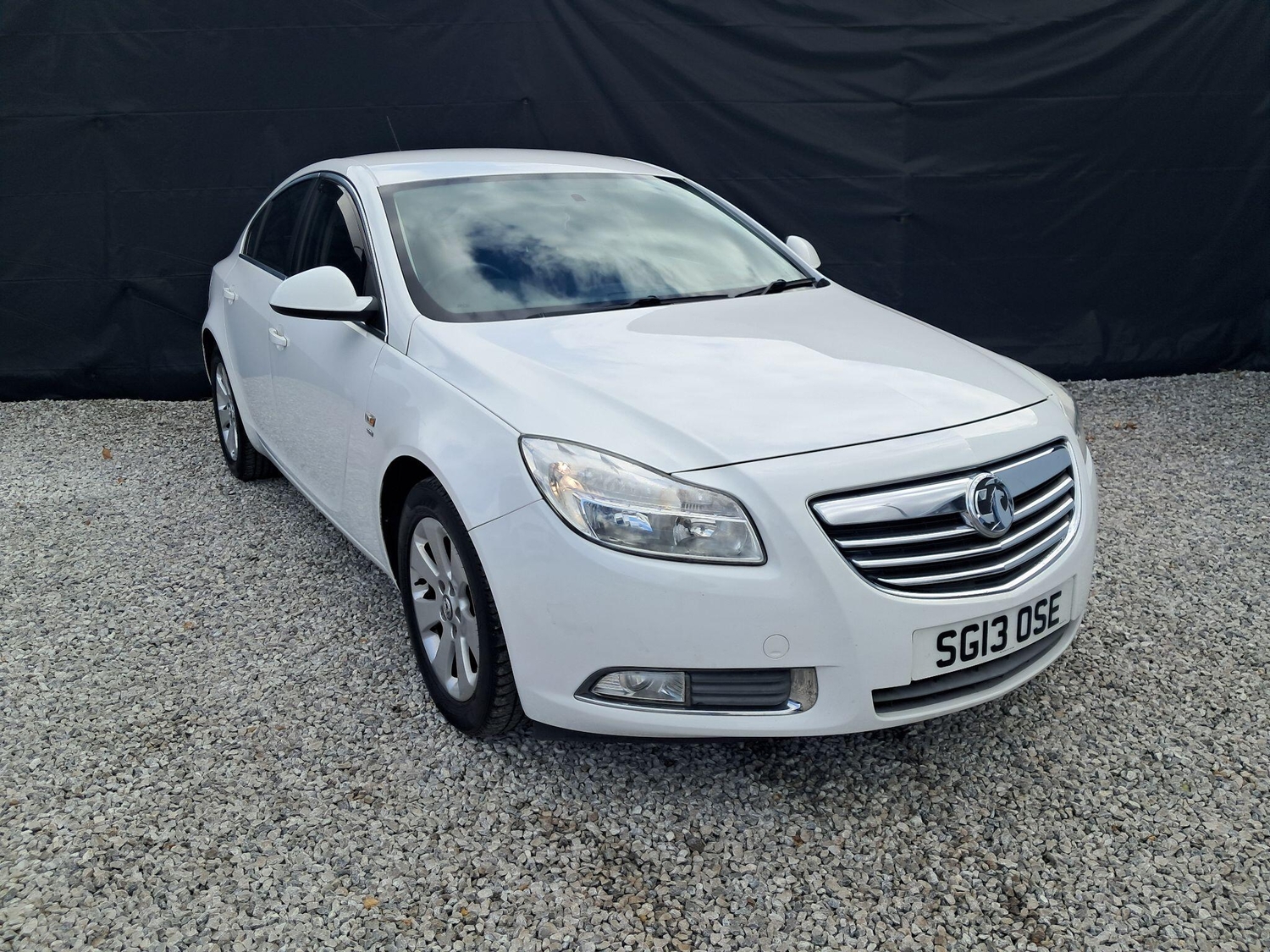 [ berth ]Vauxhall Insignia