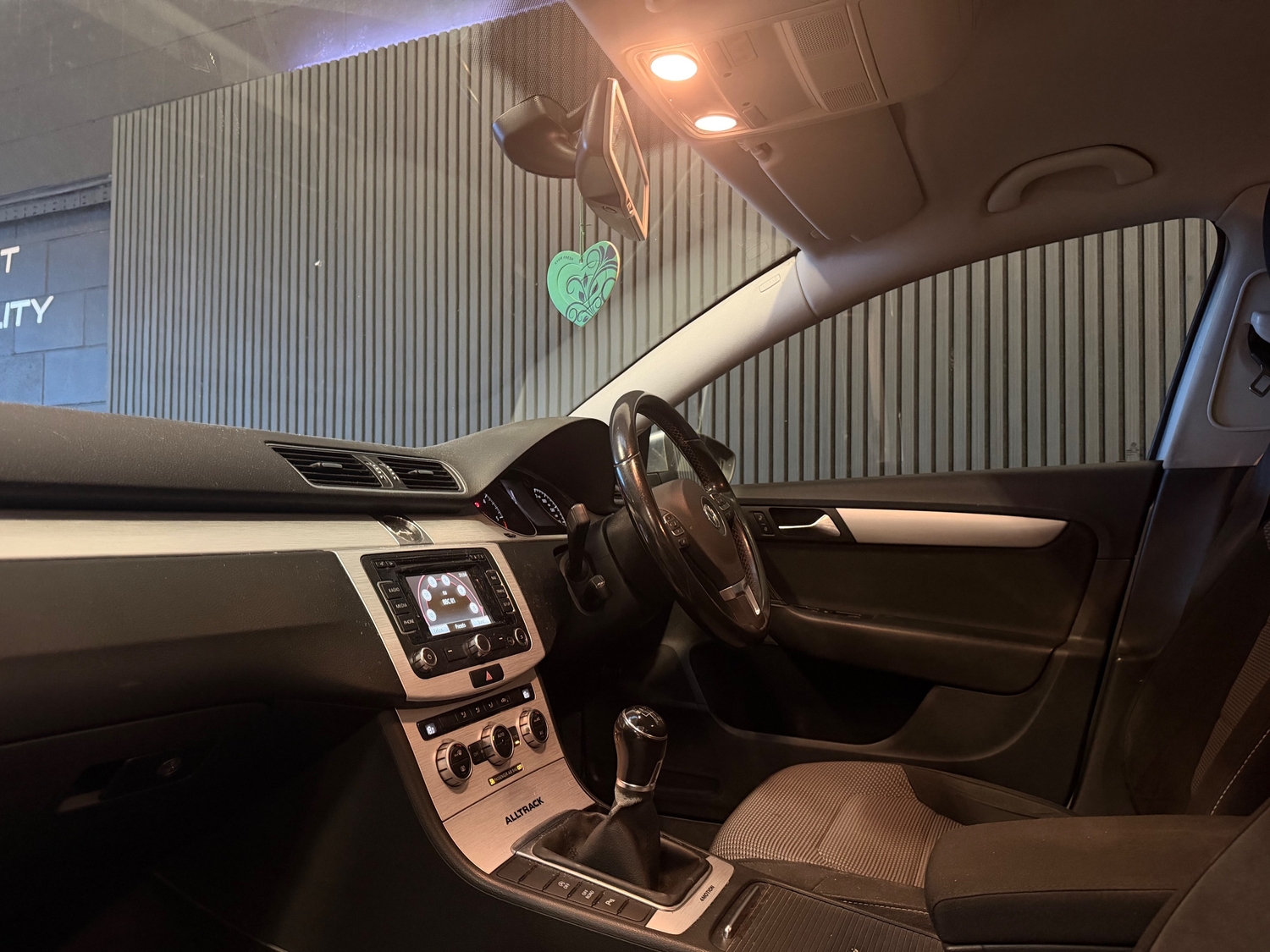 [ berth ]Volkswagen Passat