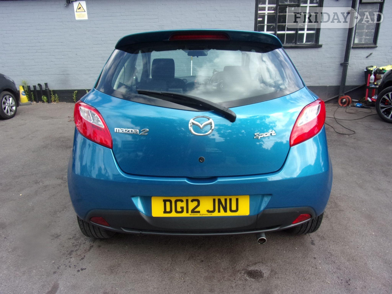 Mazda Mazda2 2012 - Cars in Aldershot