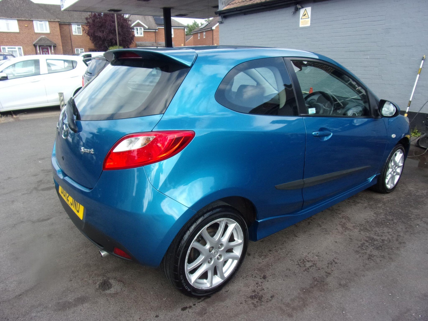 [ berth ]Mazda Mazda2