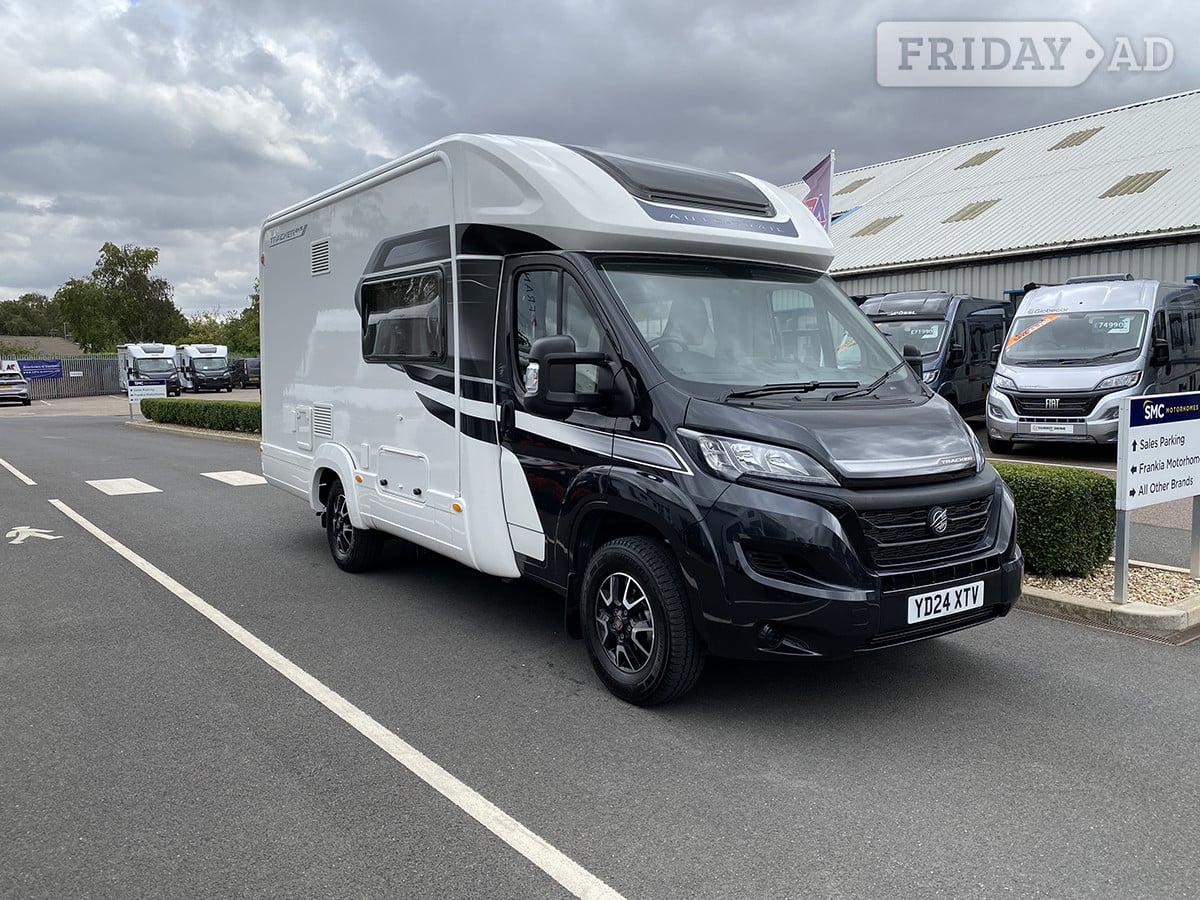 Auto-Trail Tracker EKS 2024 for sale in Newark