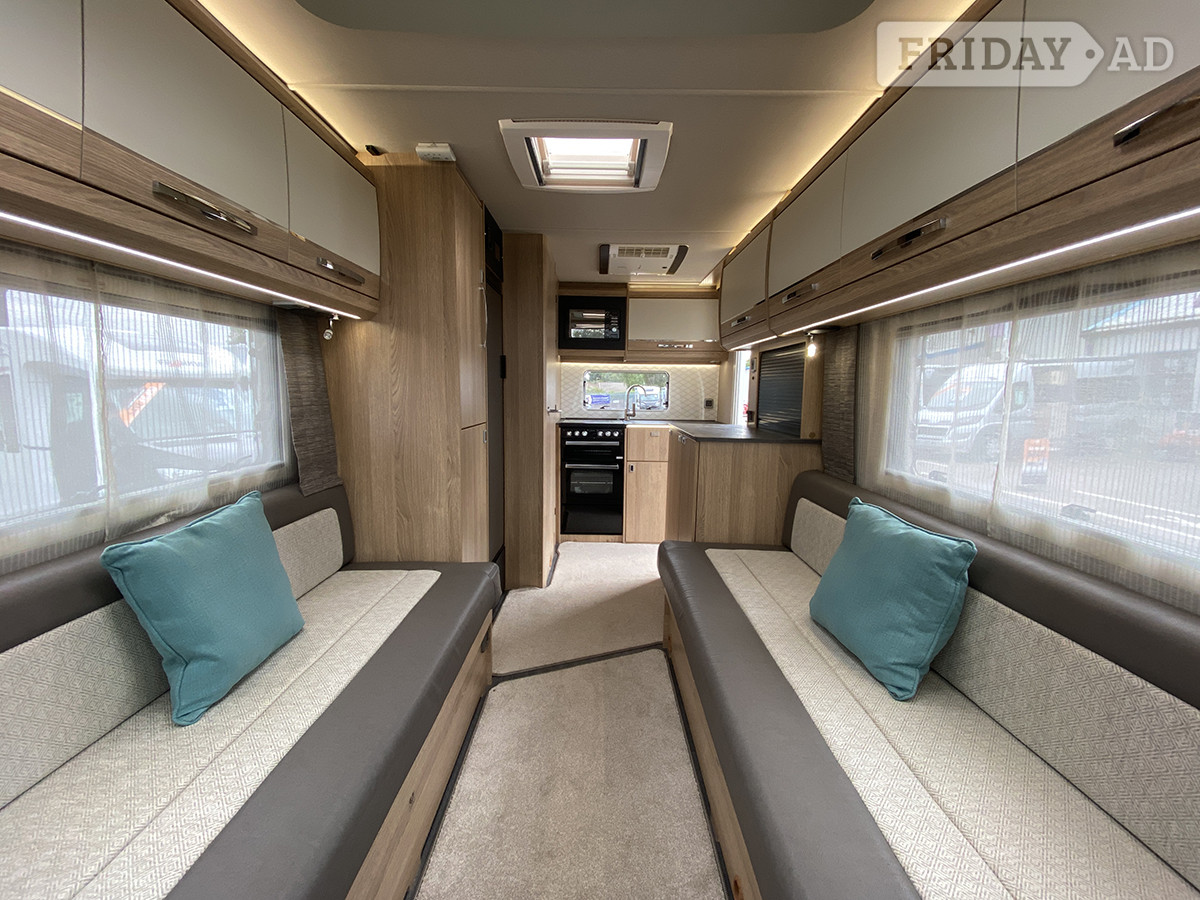 Auto-Trail Tracker EKS Newark