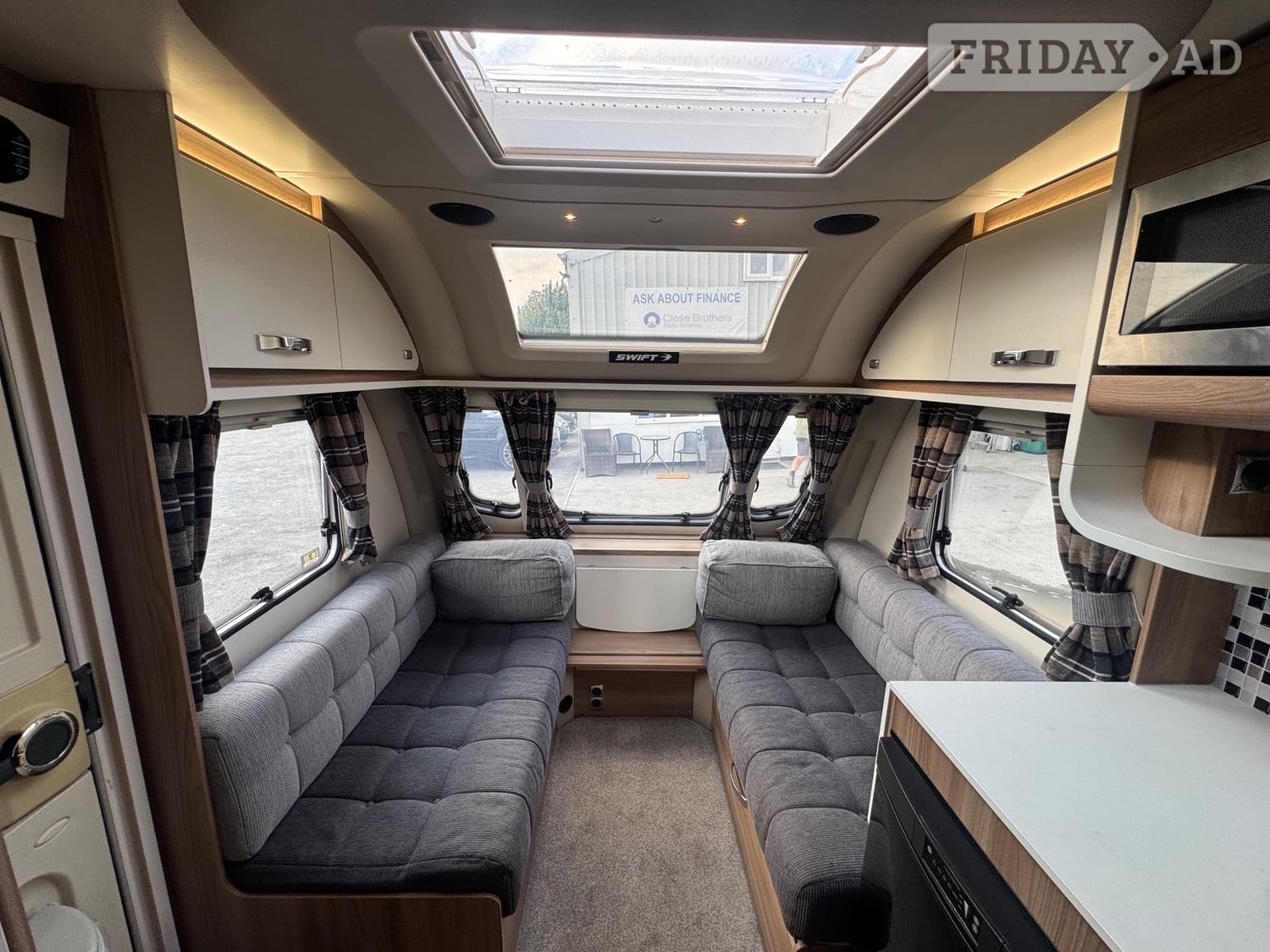 Sprite Alpine 2018 - Motorhomes & Caravans