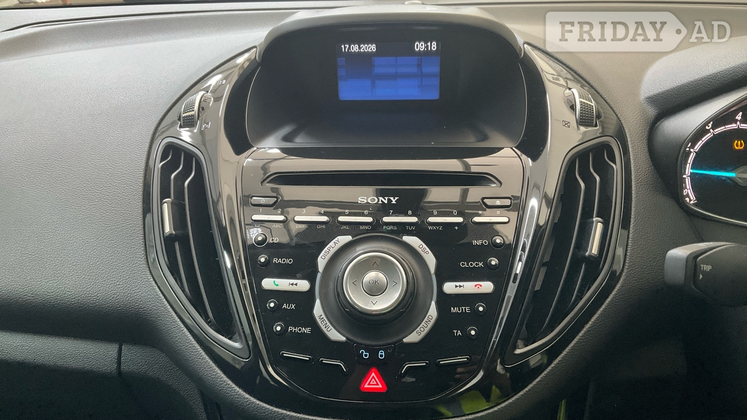 [ berth ]Ford B-MAX