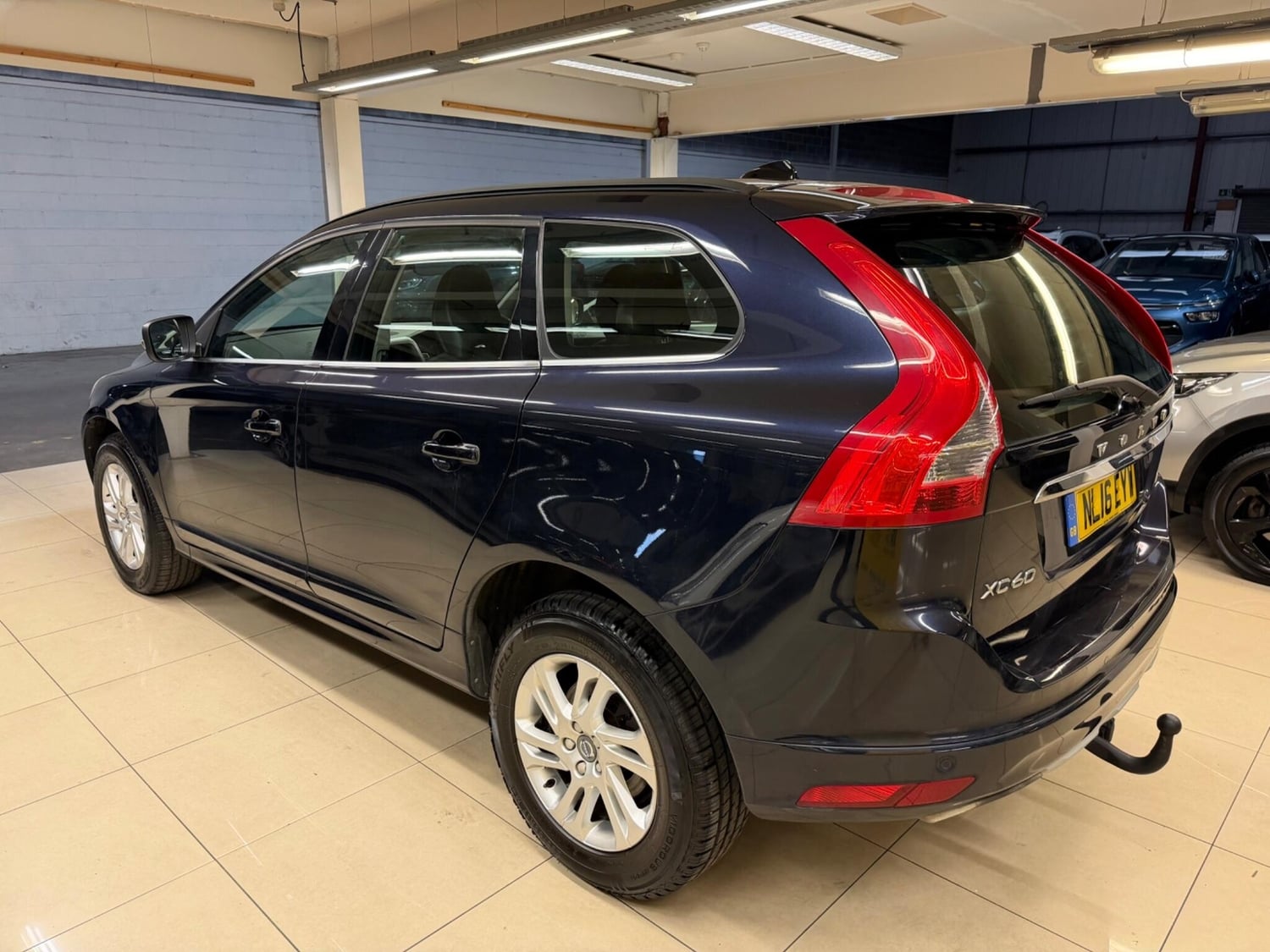 Volvo XC60 2016 - Cars