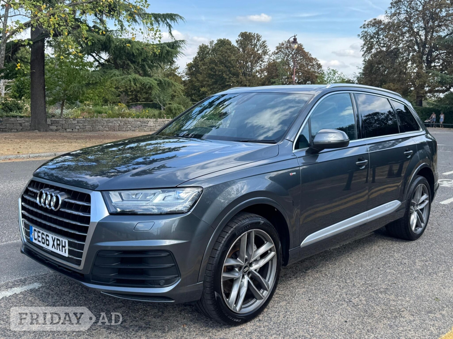 [ berth ]Audi Q7
