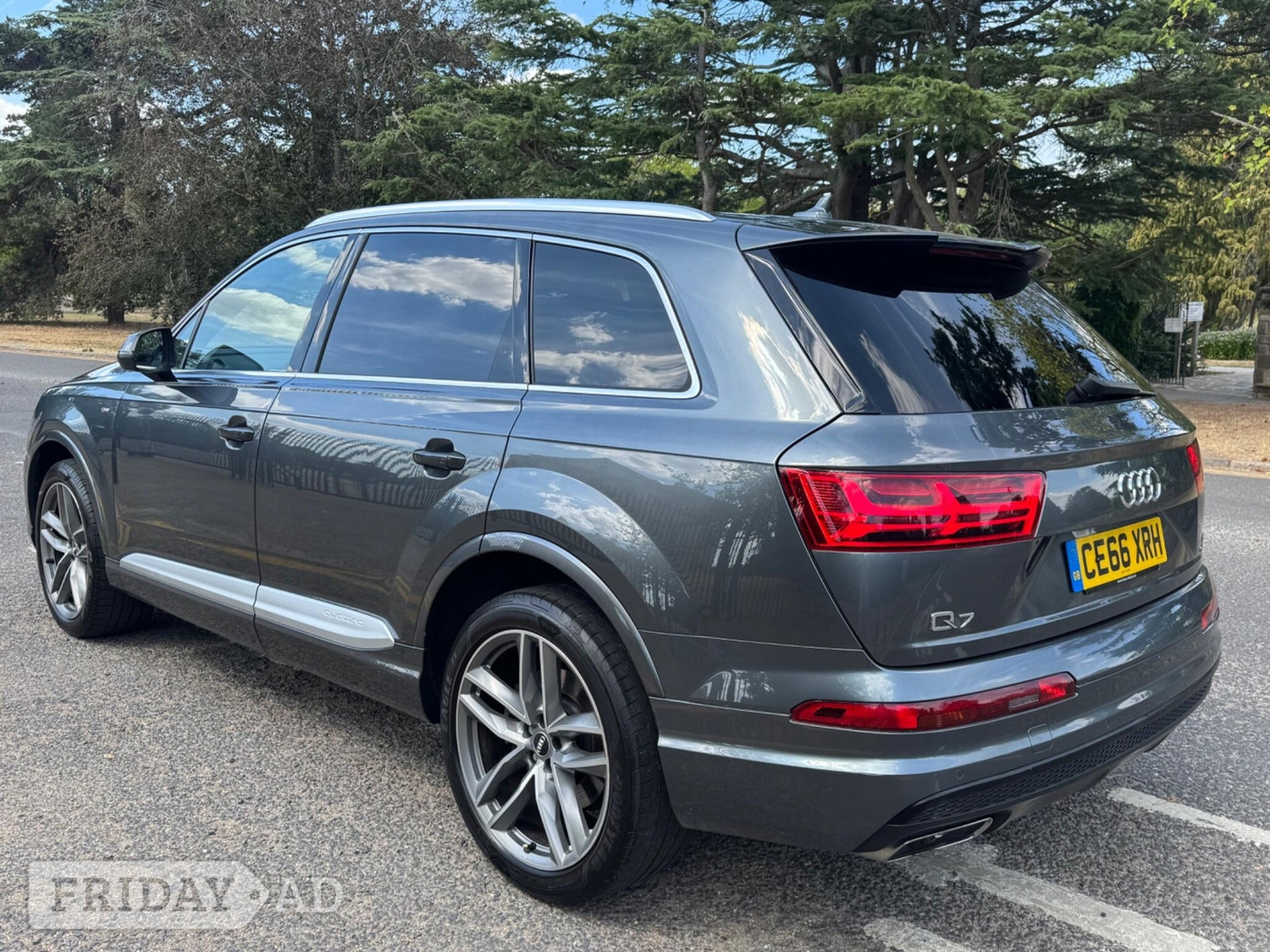 Audi Q7 2016 - Cars