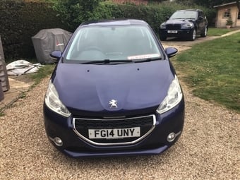 Peugeot 208 2014