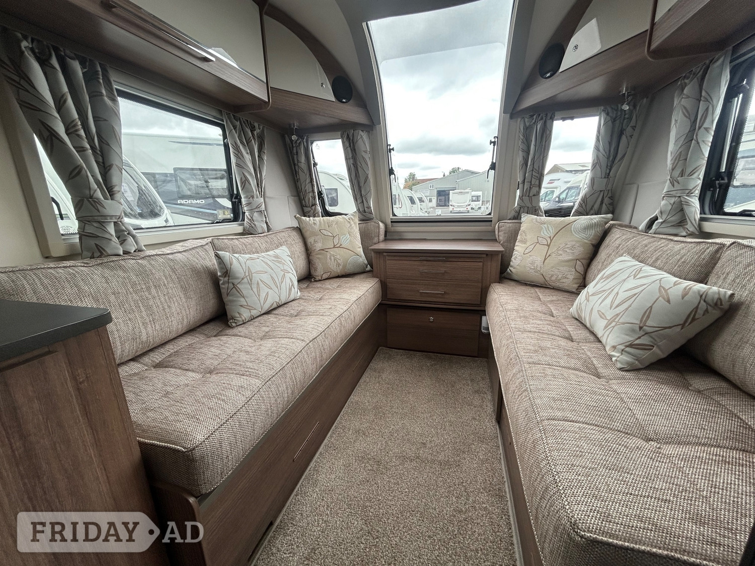 Bailey Unicorn Seville 2018 - Motorhomes & Caravans