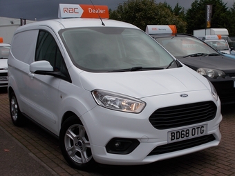 Ford Transit Courier 2018