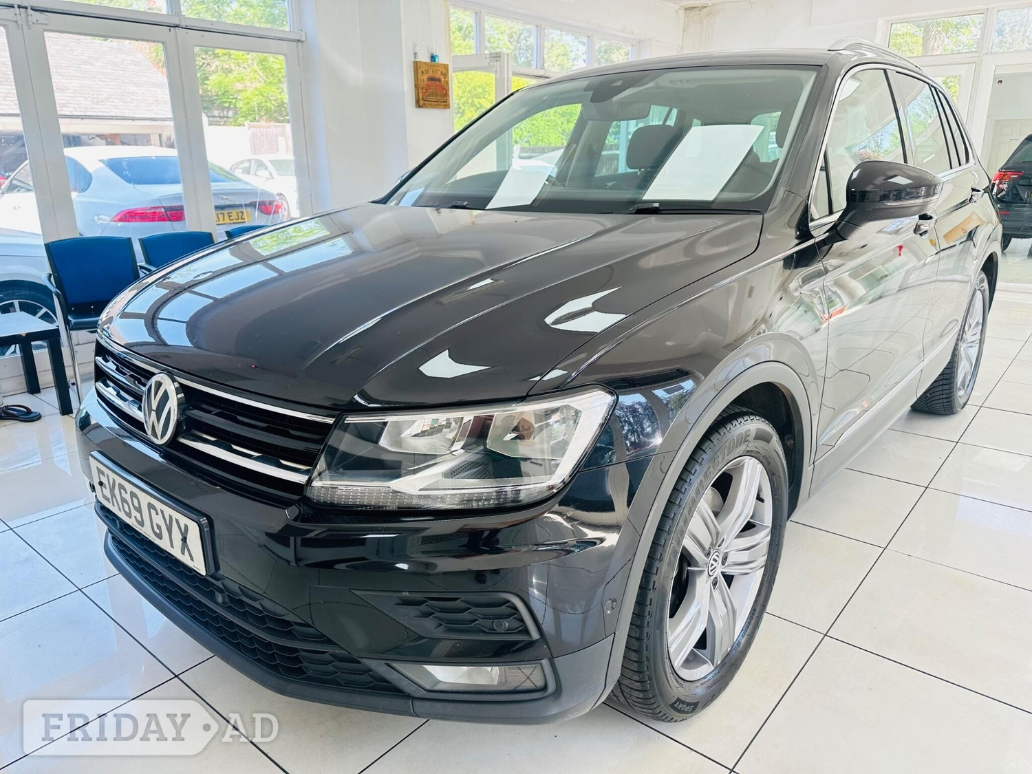 Volkswagen Tiguan 2019 - Cars