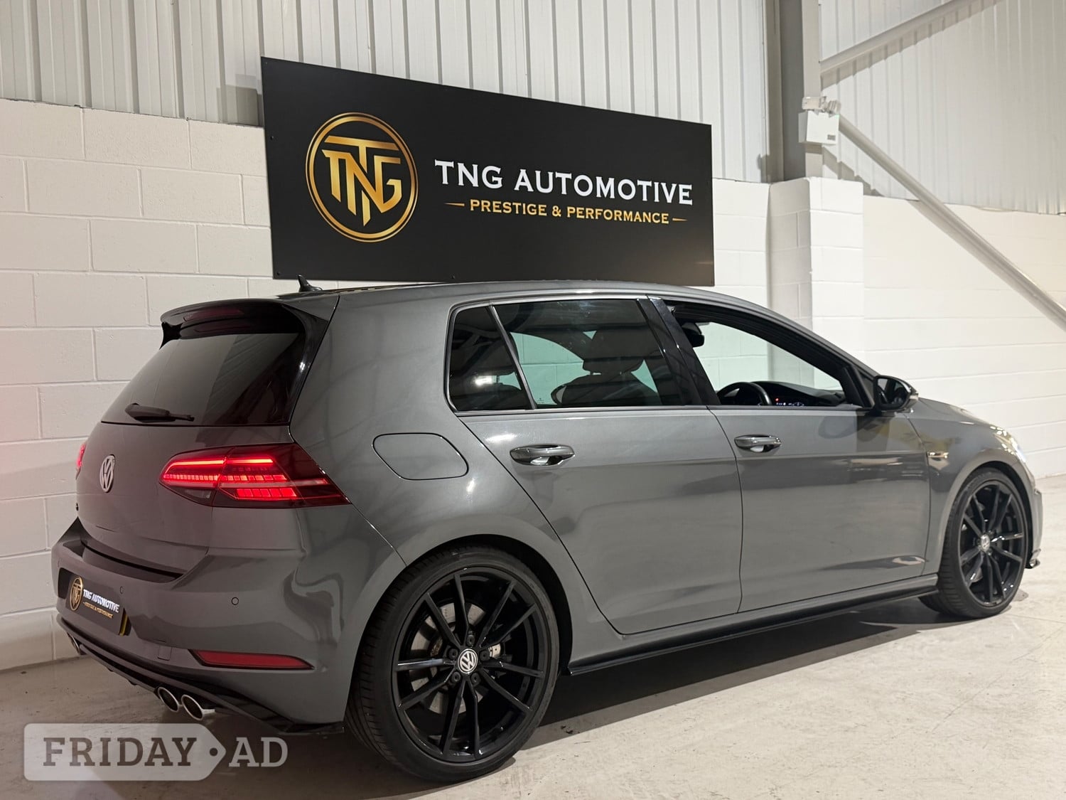Volkswagen Golf 2019 - Cars in Croydon