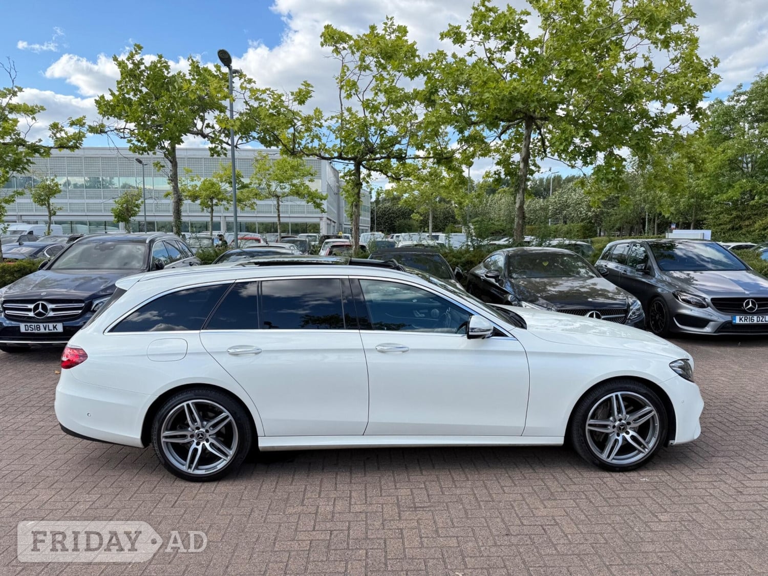 Mercedes-Benz E Class 2017 - Cars