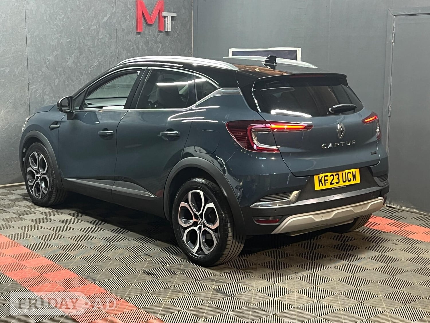 [ berth ]Renault Captur