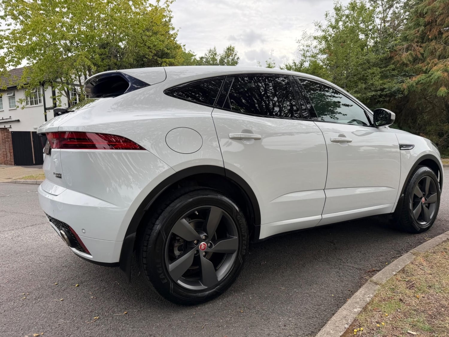 Jaguar E-Pace 2020 - Cars