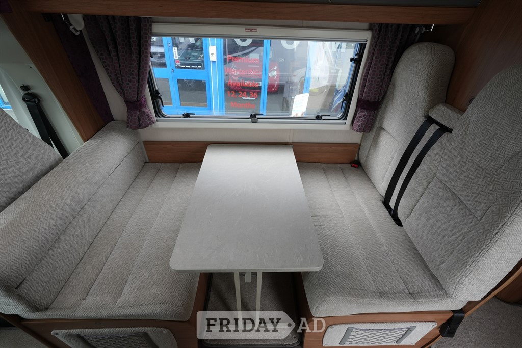 [6 berth ]Auto-Trail Scout FIAT AUTO 6 BERTH 4 TRAVEL SEAT MOTORHOME
