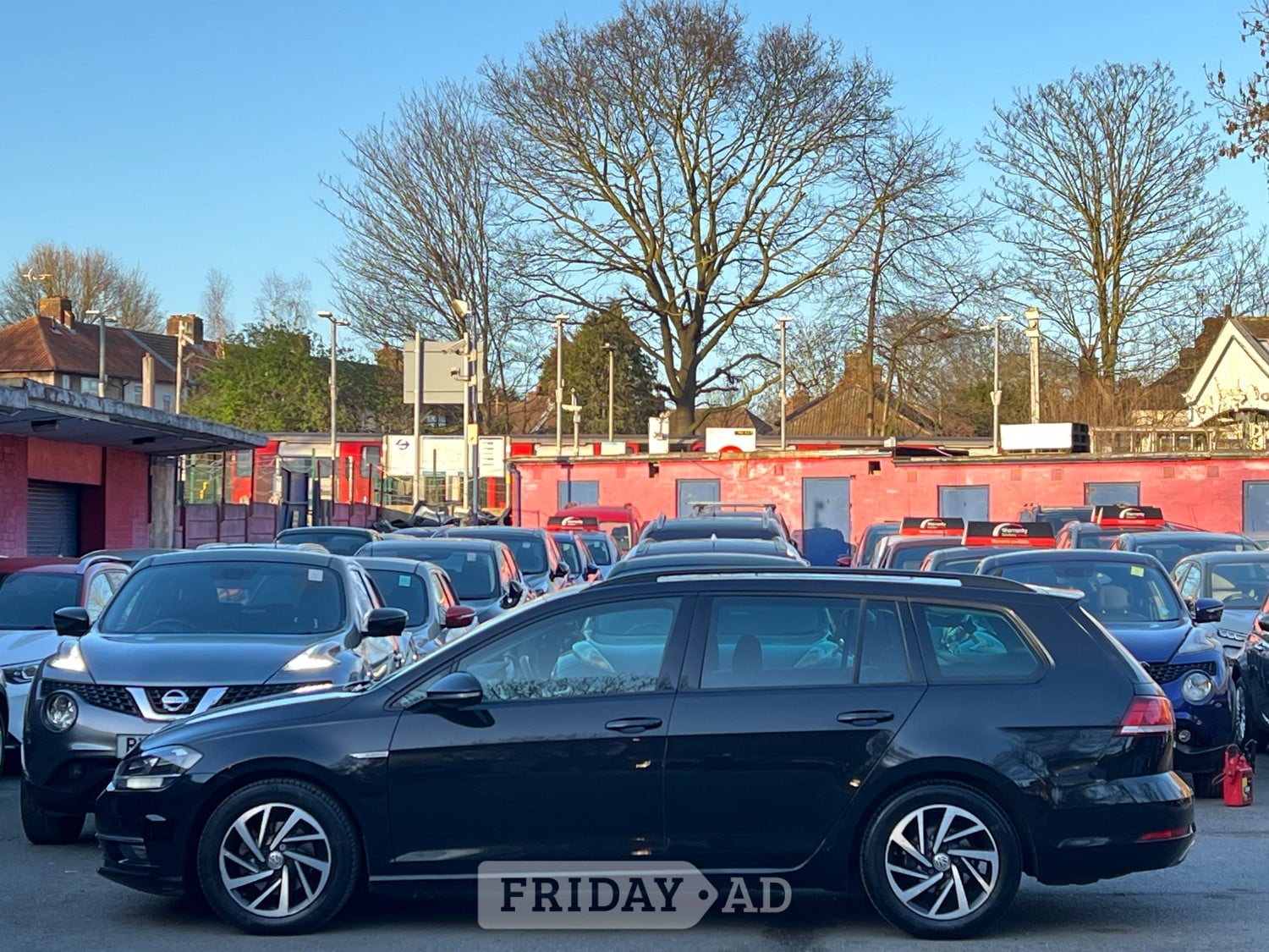 Volkswagen Golf 2019 - Cars in Brent