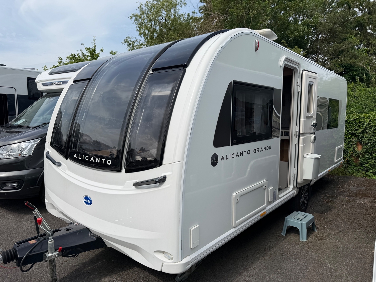 Bailey Alicanto Bristol