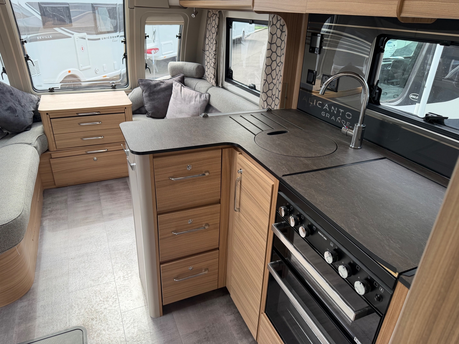 Bailey Alicanto 2023 - Motorhomes & Caravans in Bristol