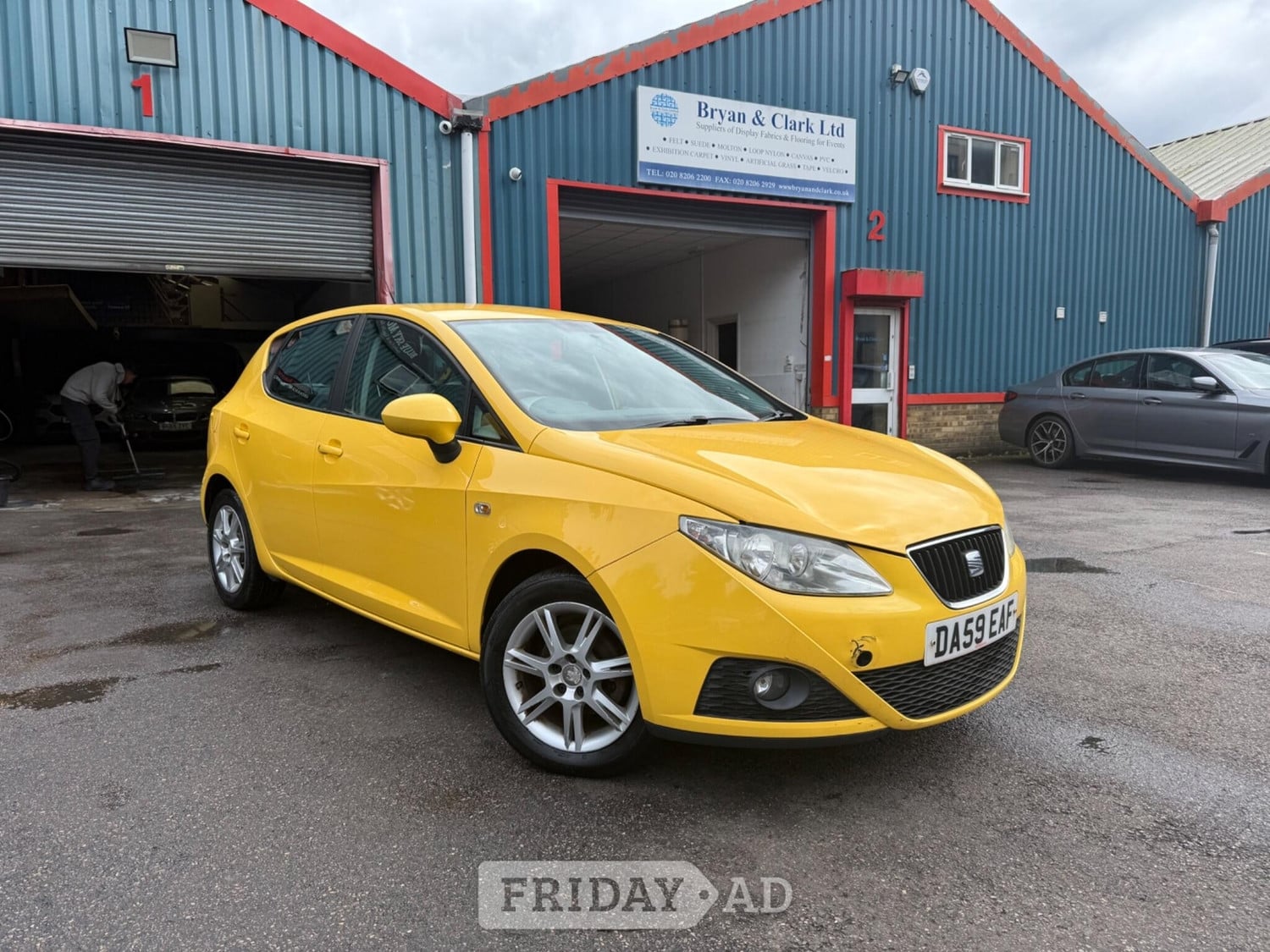 [ berth ]SEAT Ibiza